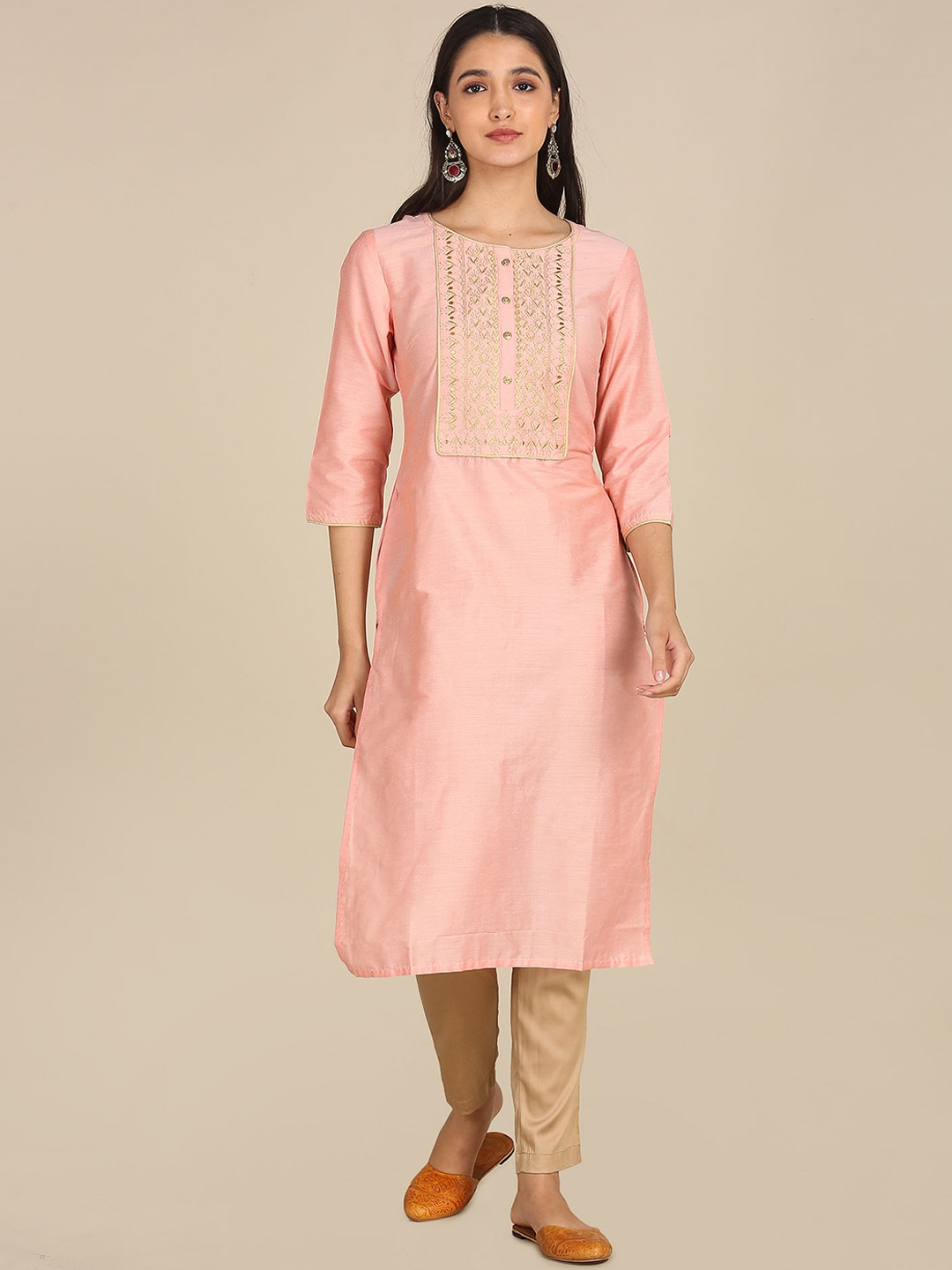 

Karigari Women Pink & Gold-Toned Ethnic Motifs Yoke Design Thread Work Kurta