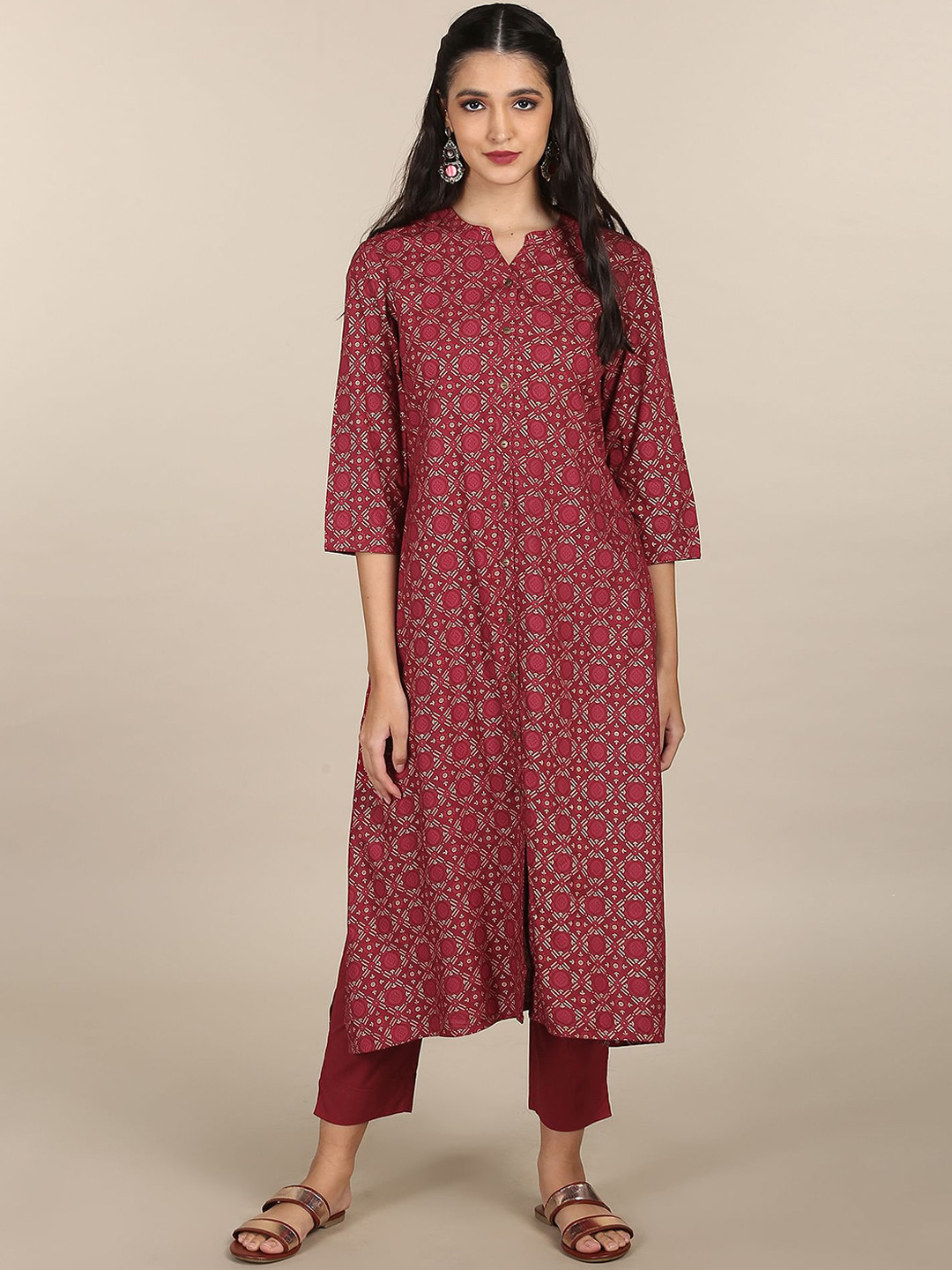 

Karigari Women Red & Gold-Toned Ethnic Motifs Printed Kurta