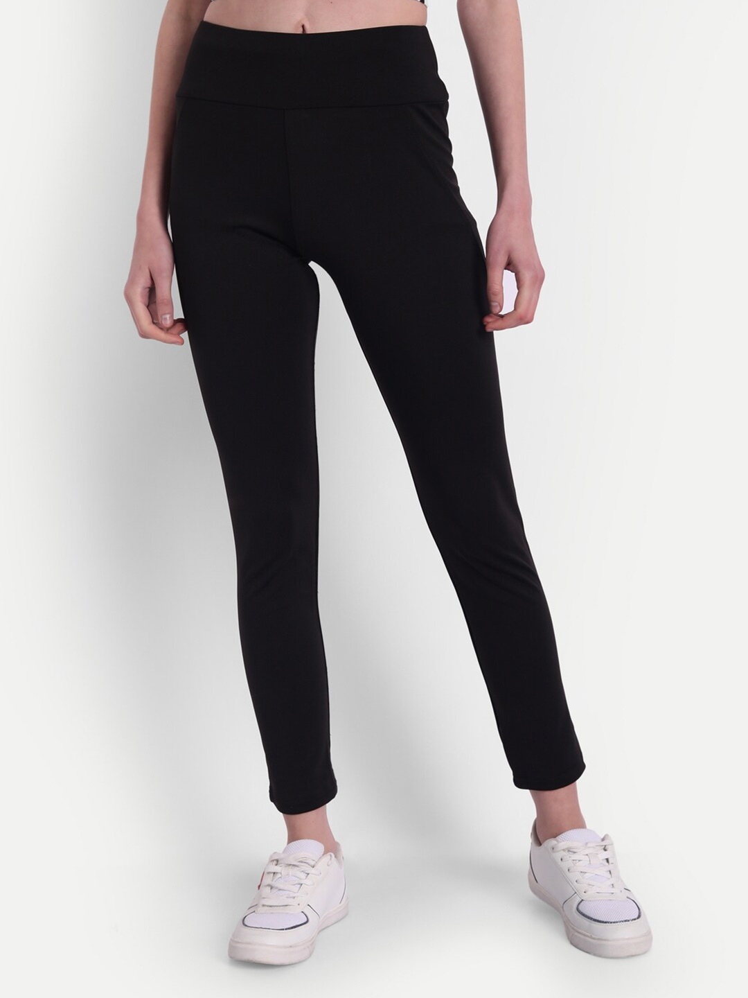 

BROADSTAR Women Black Solid Skinny-Fit Treggings