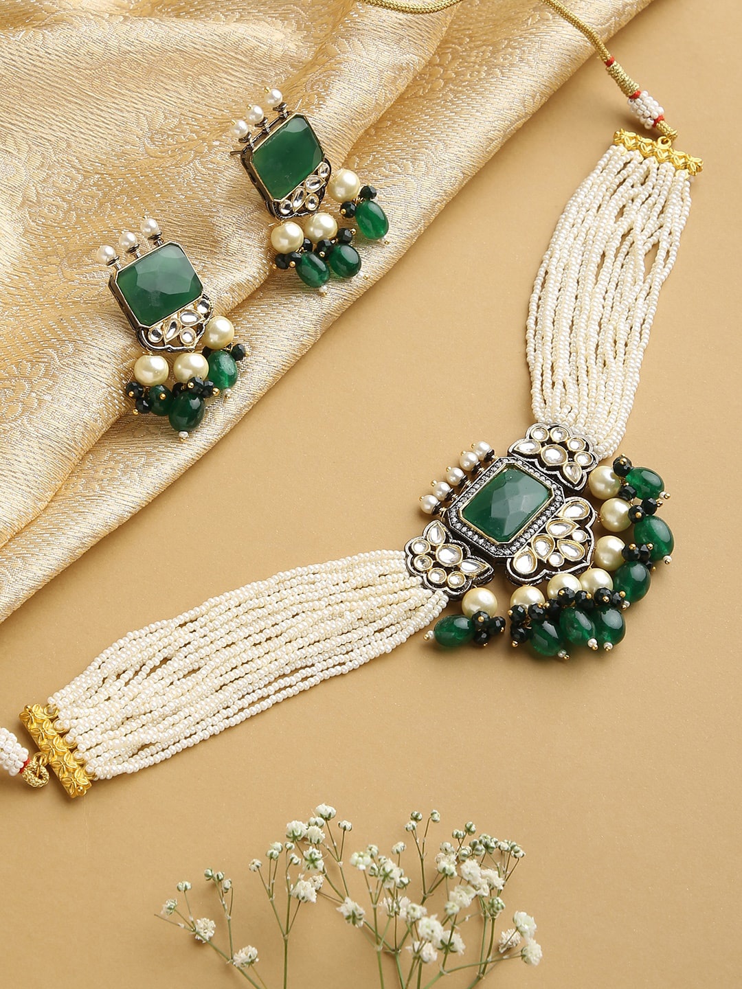 

justpeachy Green and White Stone-Studded Jadau Choker Jewellery Set