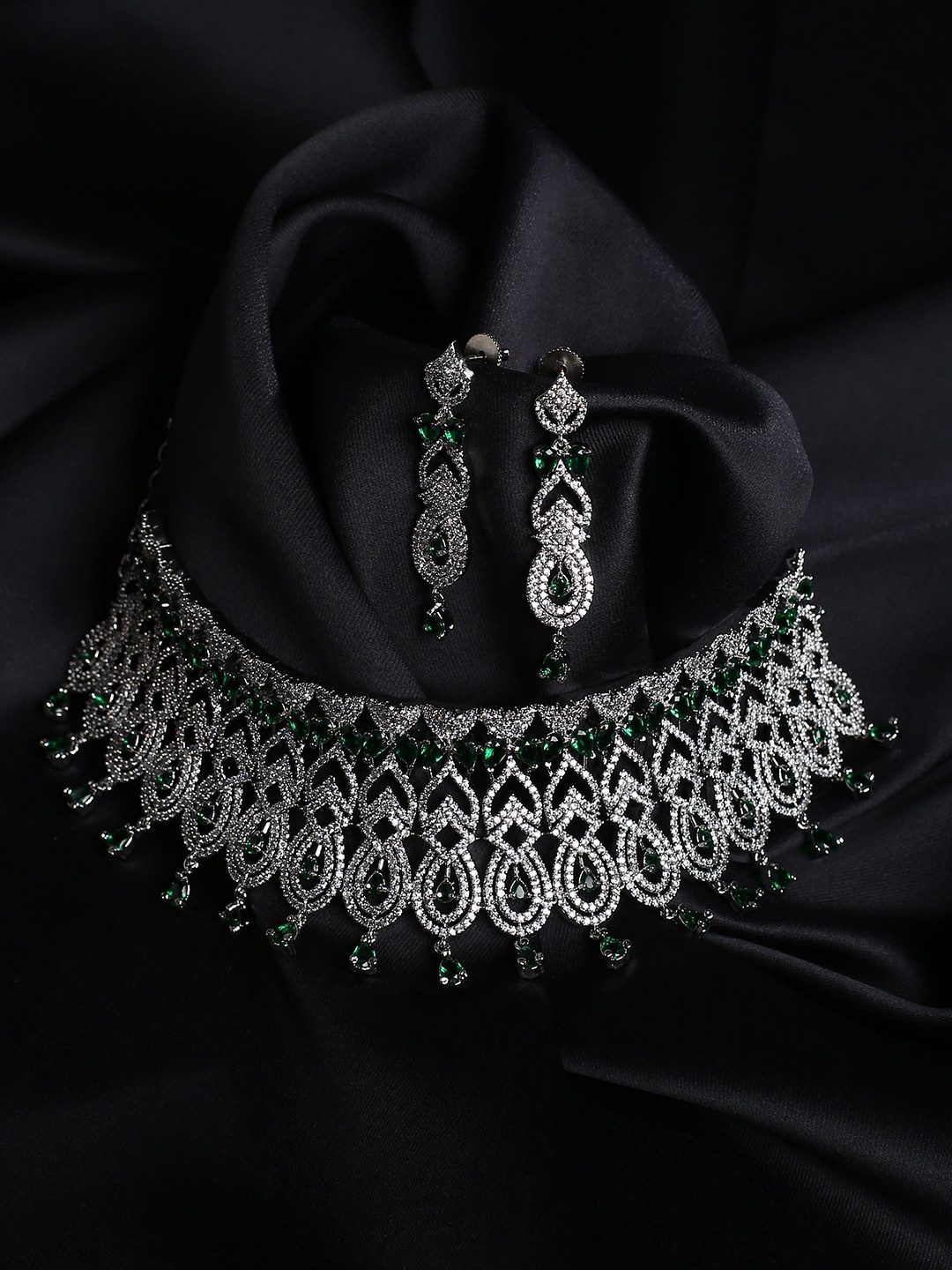 

justpeachy Silver-Plated & Green AD Stone-Studded Jewellery Set