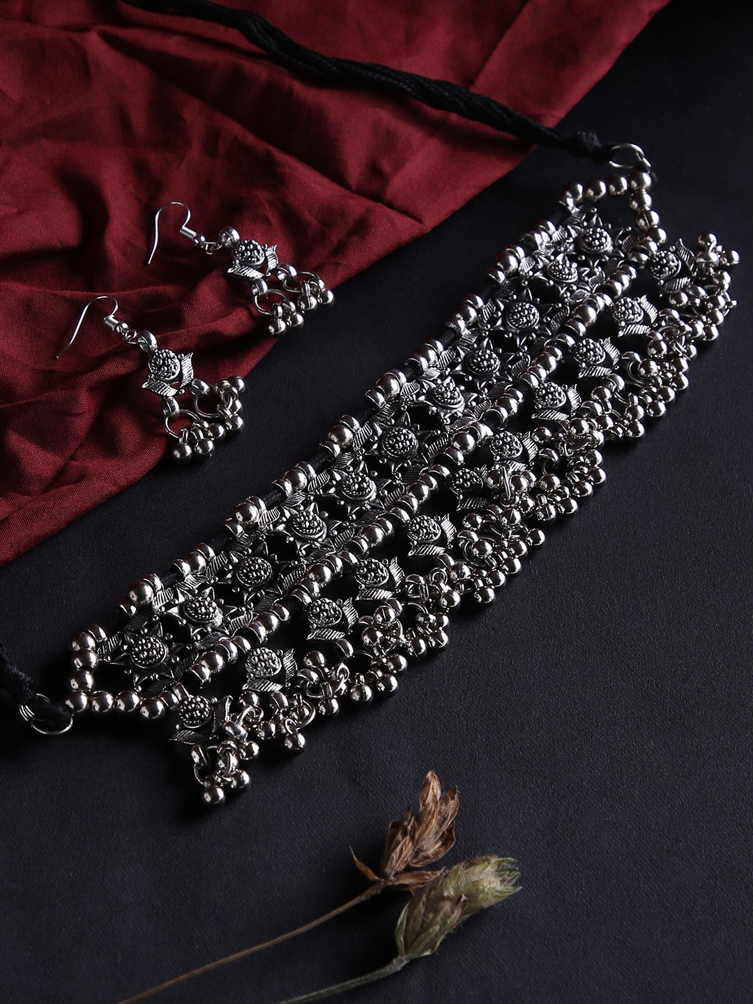 

justpeachy Women Silver-Plated Ghungroo Choker Jewellery Set