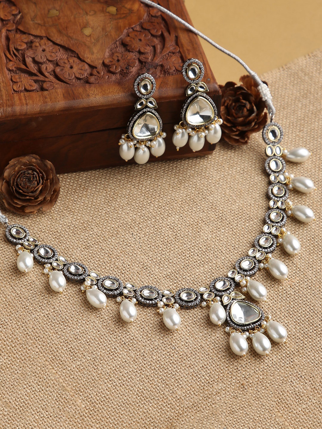 

justpeachy Gold-Plated White Kundan & AD-Studded & Beaded Jadau Jewellery Set