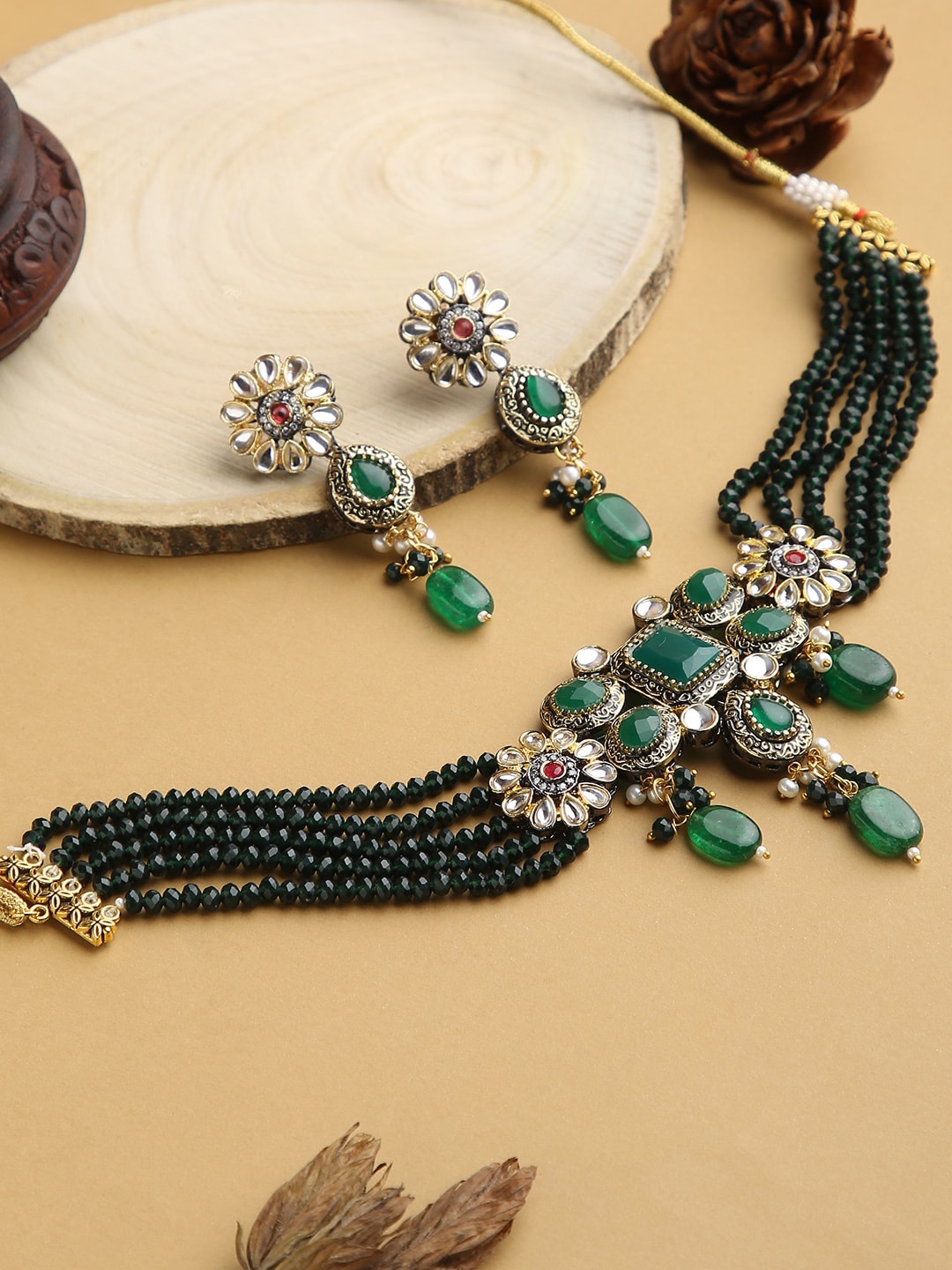 

justpeachy Gold-Plated Green Stone-Studded & Beaded Jewellery Set