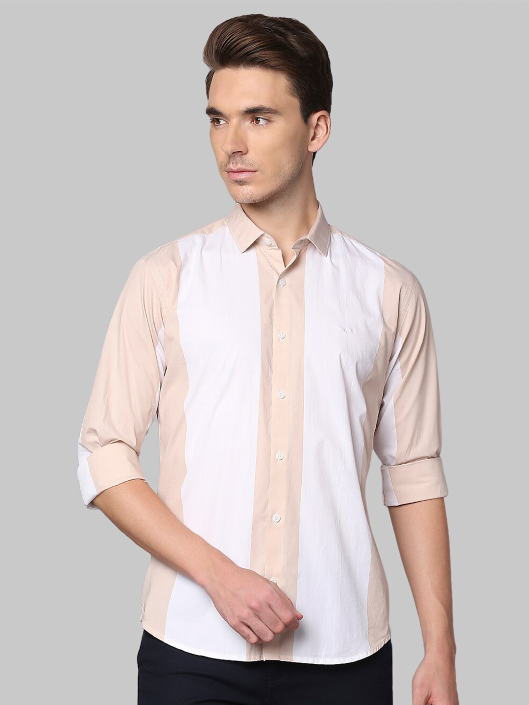 

Park Avenue Men Beige Slim Fit Colourblocked Casual Shirt