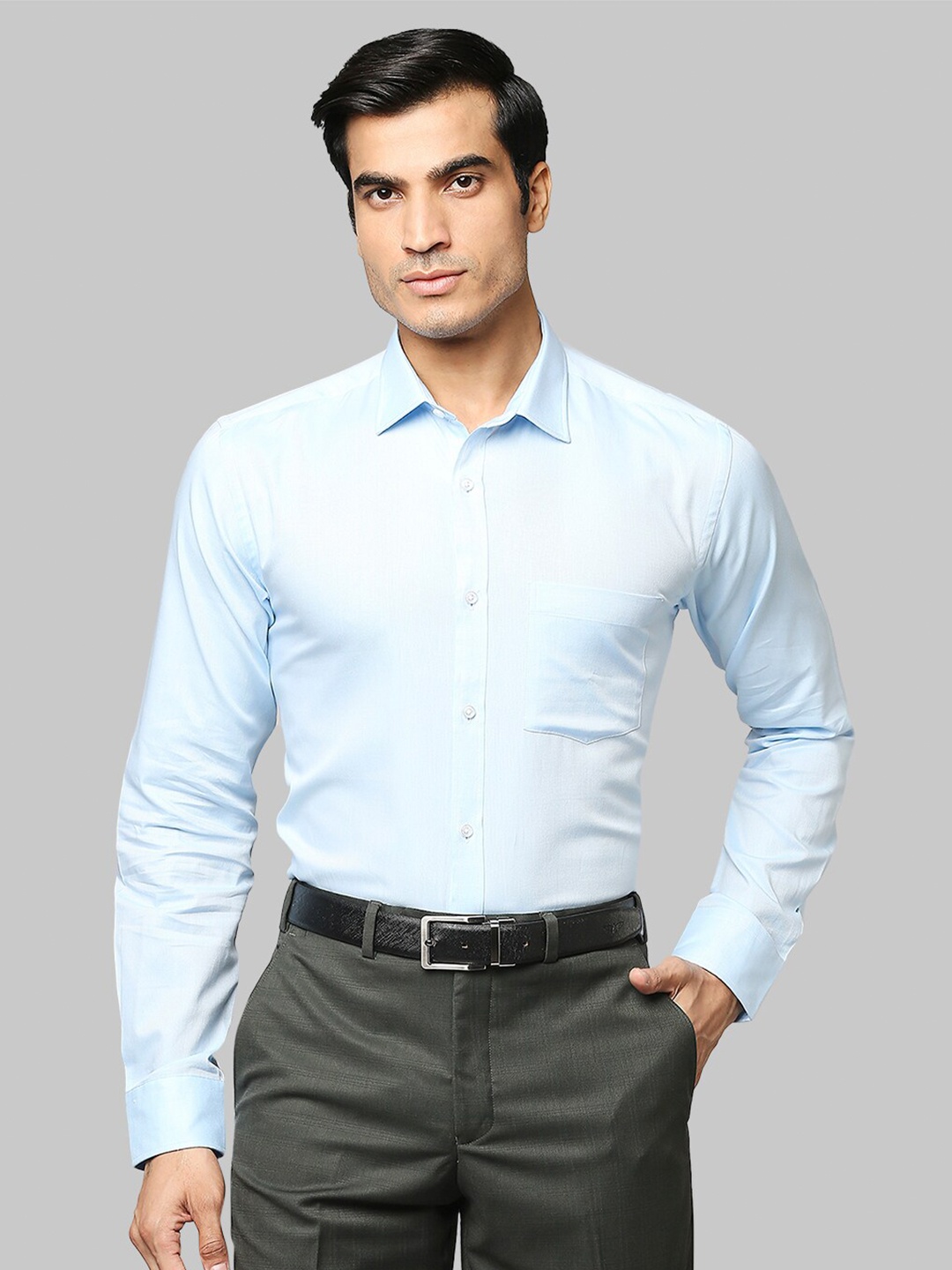 

Park Avenue Men Blue Slim Fit Cotton Formal Shirt