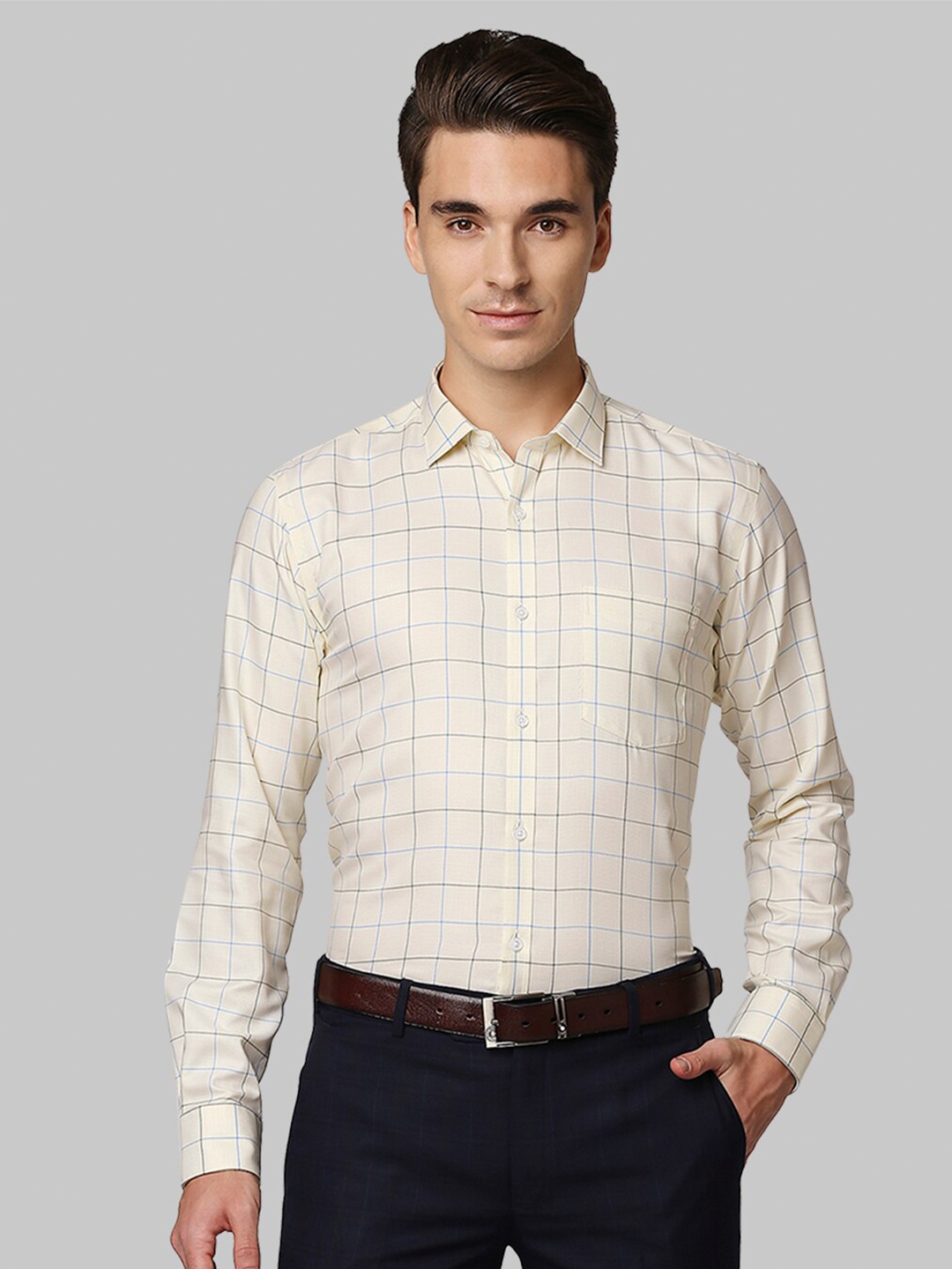 

Park Avenue Men Yellow Slim Fit Checked Formal Cotton Shirt