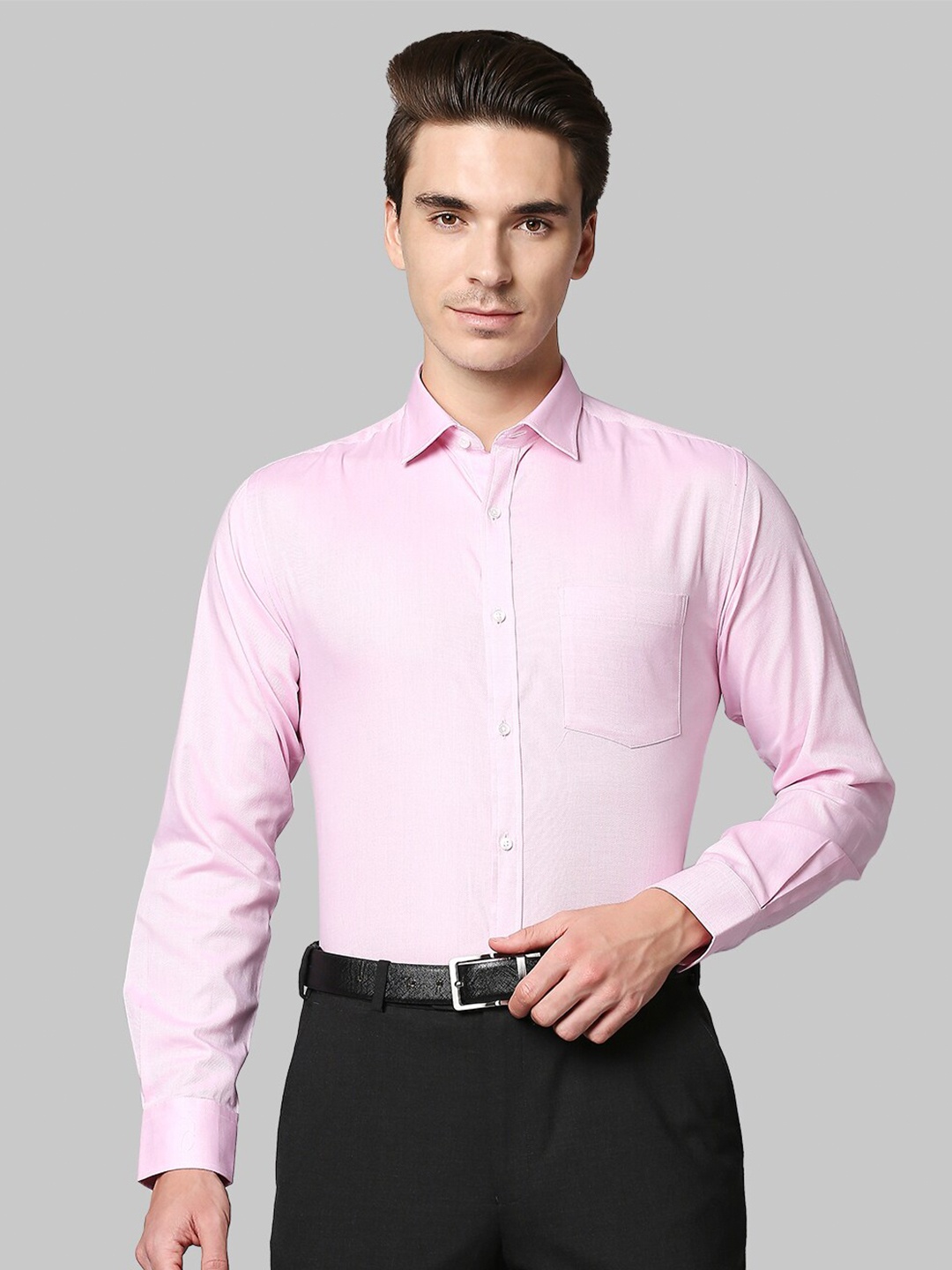 

Park Avenue Men Pink Slim Fit Cotton Formal Shirt