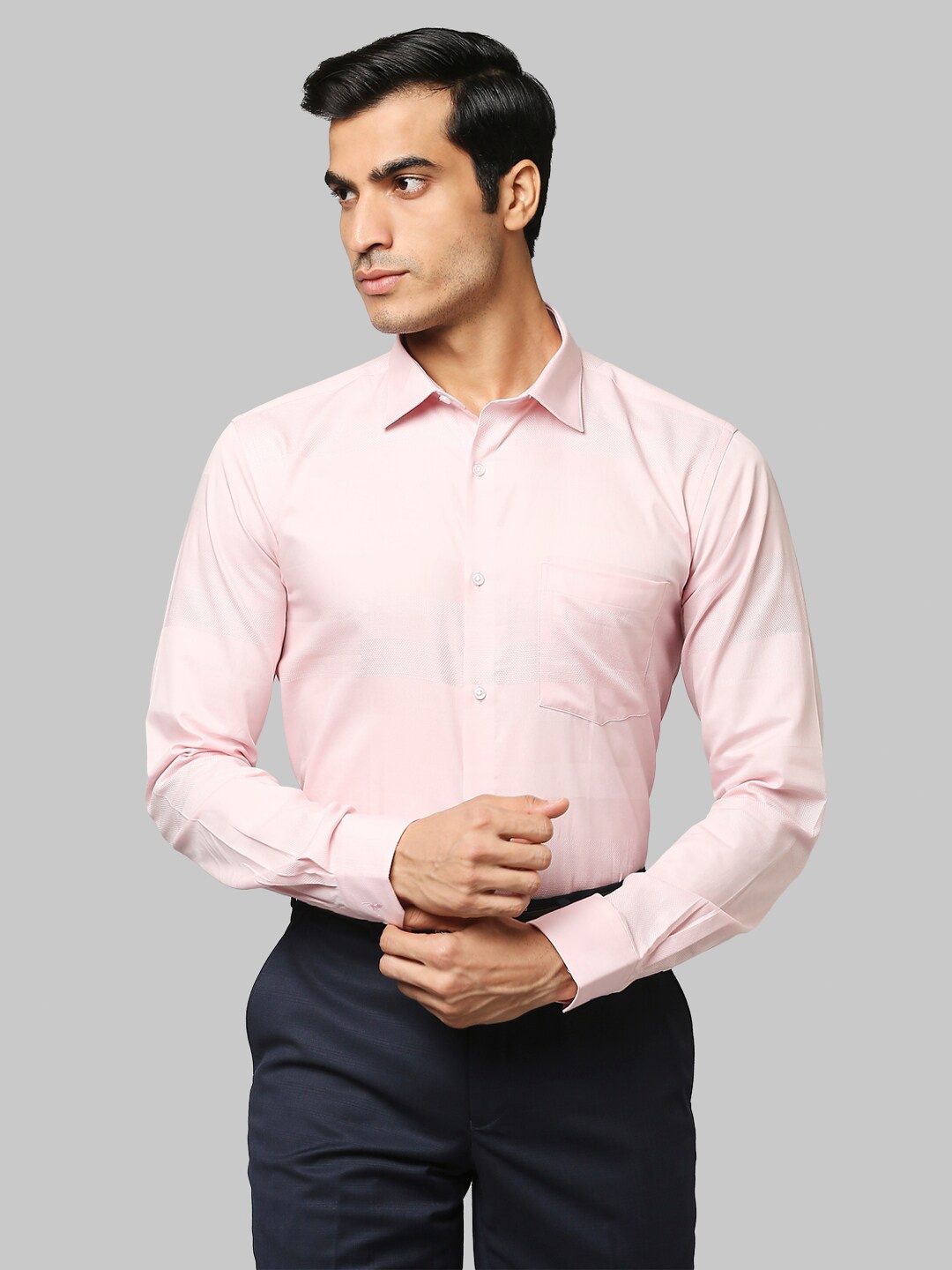 

Park Avenue Men Pink Slim Fit Cotton Formal Shirt