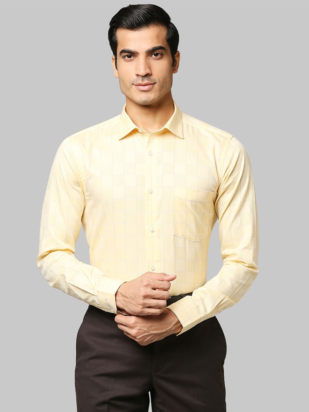 

Park Avenue Men Yellow Slim Fit Checked Formal Shirt