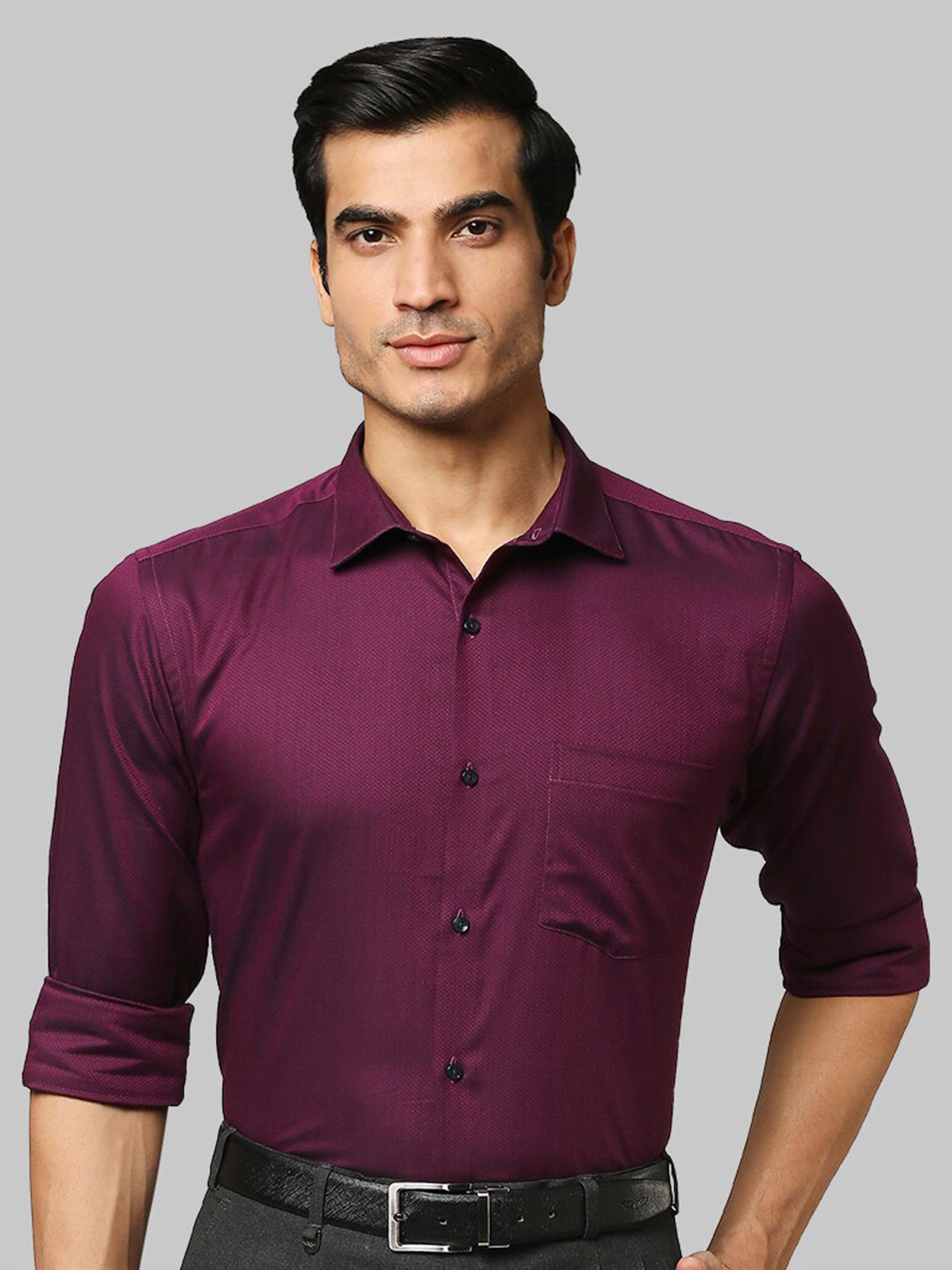 

Park Avenue Men Burgundy Slim Fit Cotton Formal Shirt