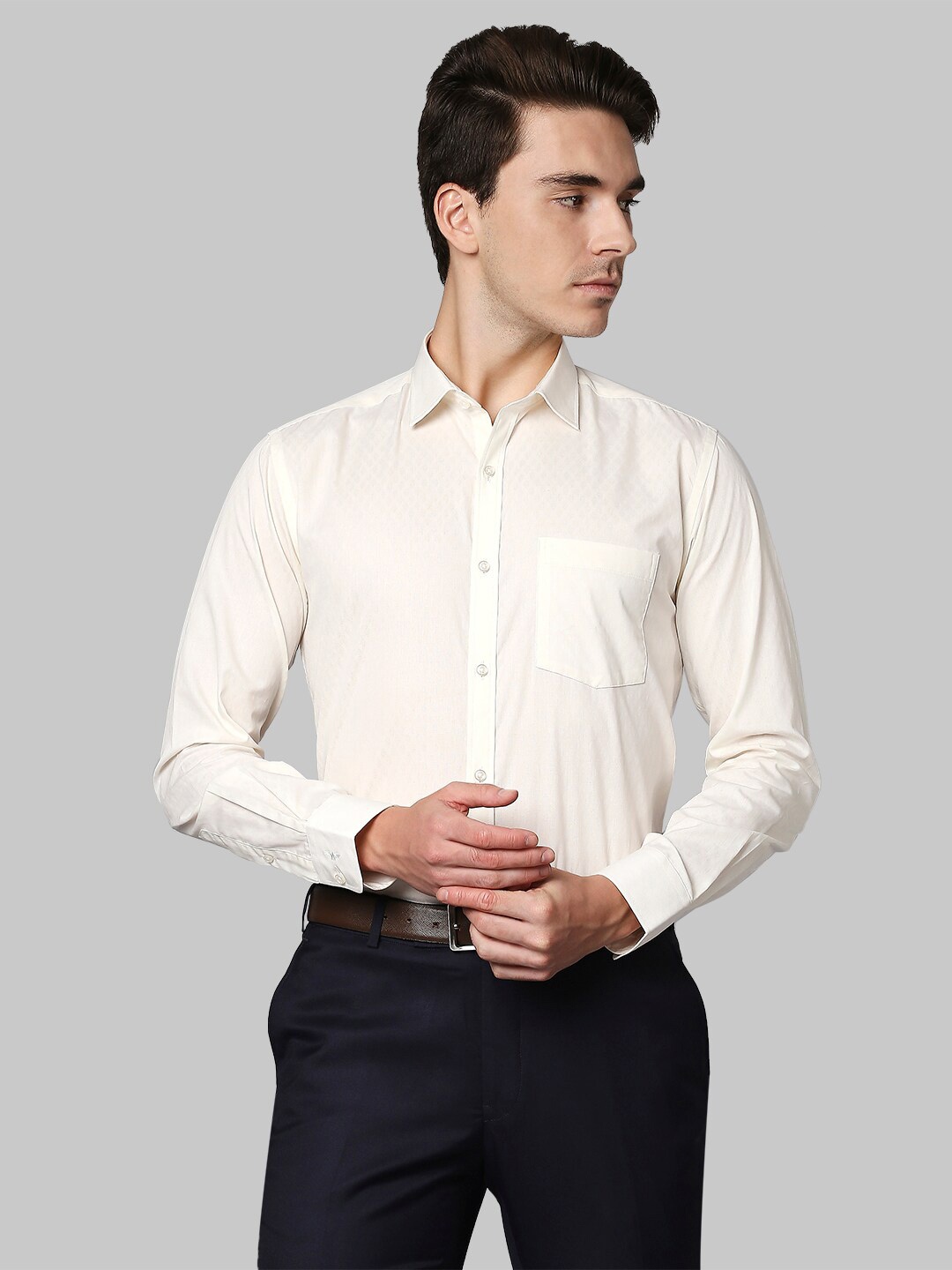 

Park Avenue Men Yellow Slim Fit Cotton Cotton Formal Shirt