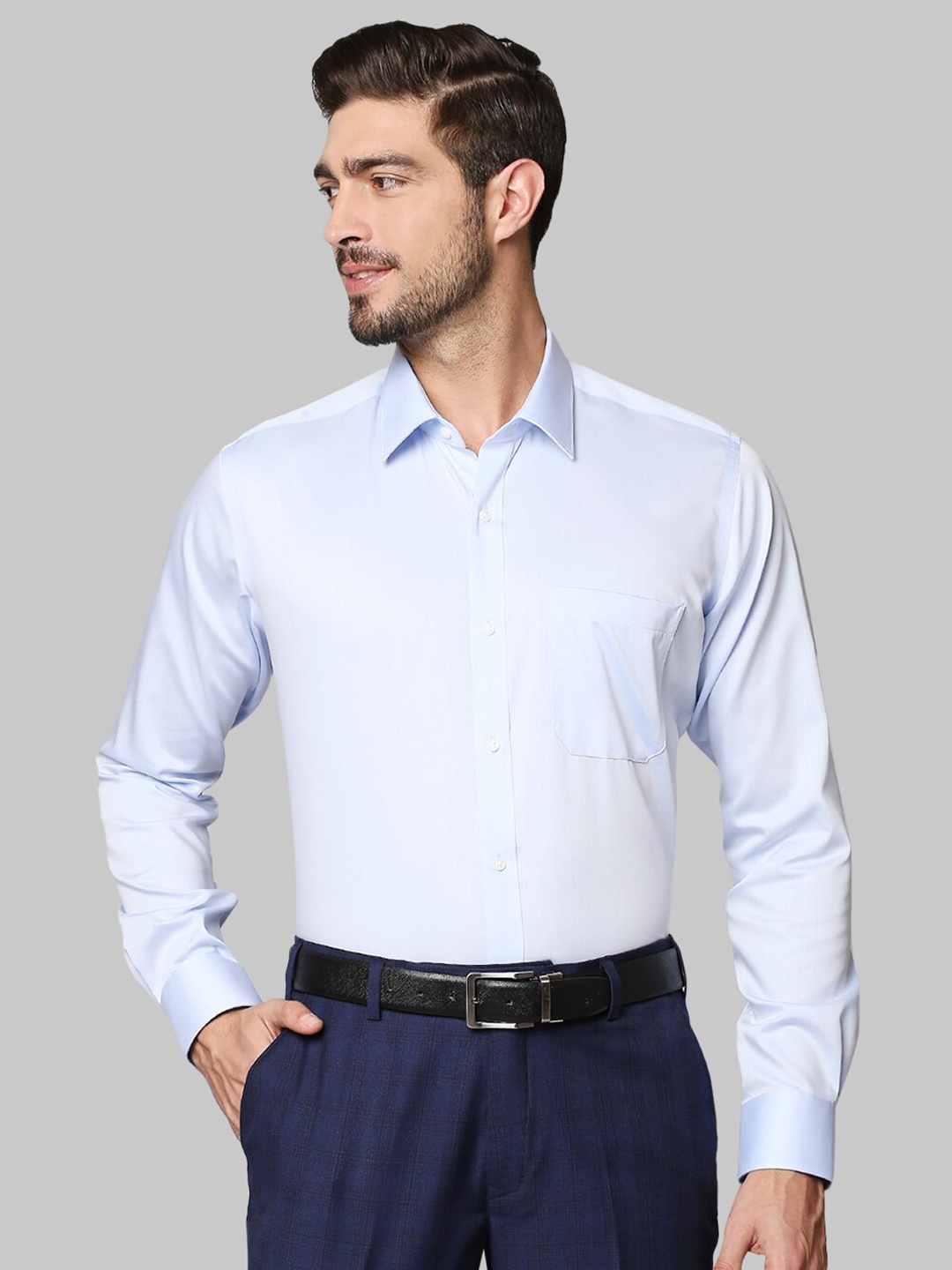 

Raymond Men Blue Regular Fit Formal Shirt