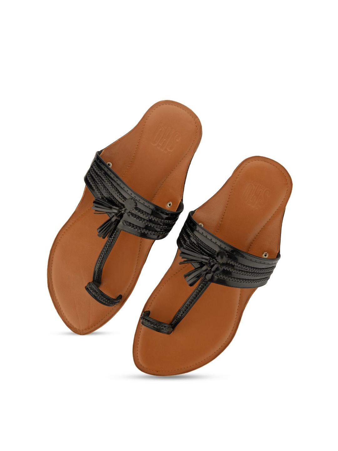 

SKO Men Tan & Black Solid Kolhapuri Comfort Sandals