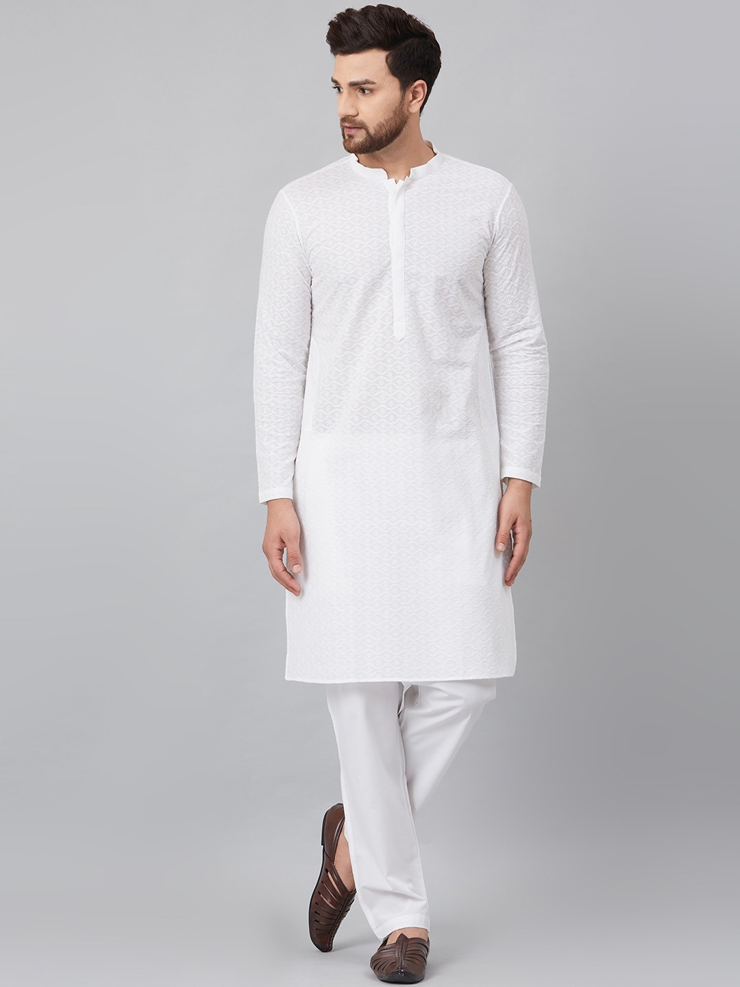 

See Designs Men White Chikankari Embroidered Kurta