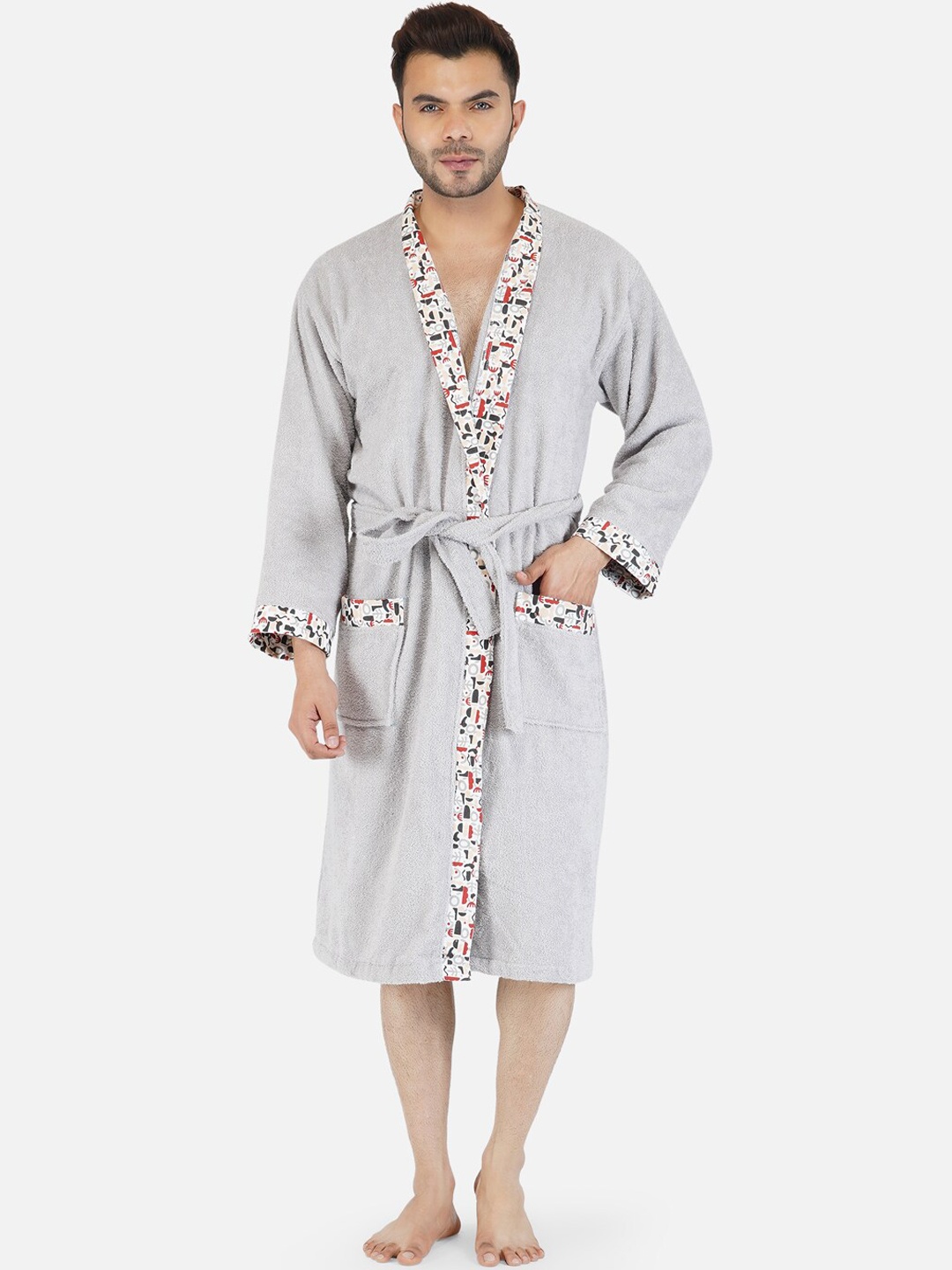 

RANGOLI Men Grey Solid Pure Cotton 450TC Bathrobe With A Pair Of Slippers