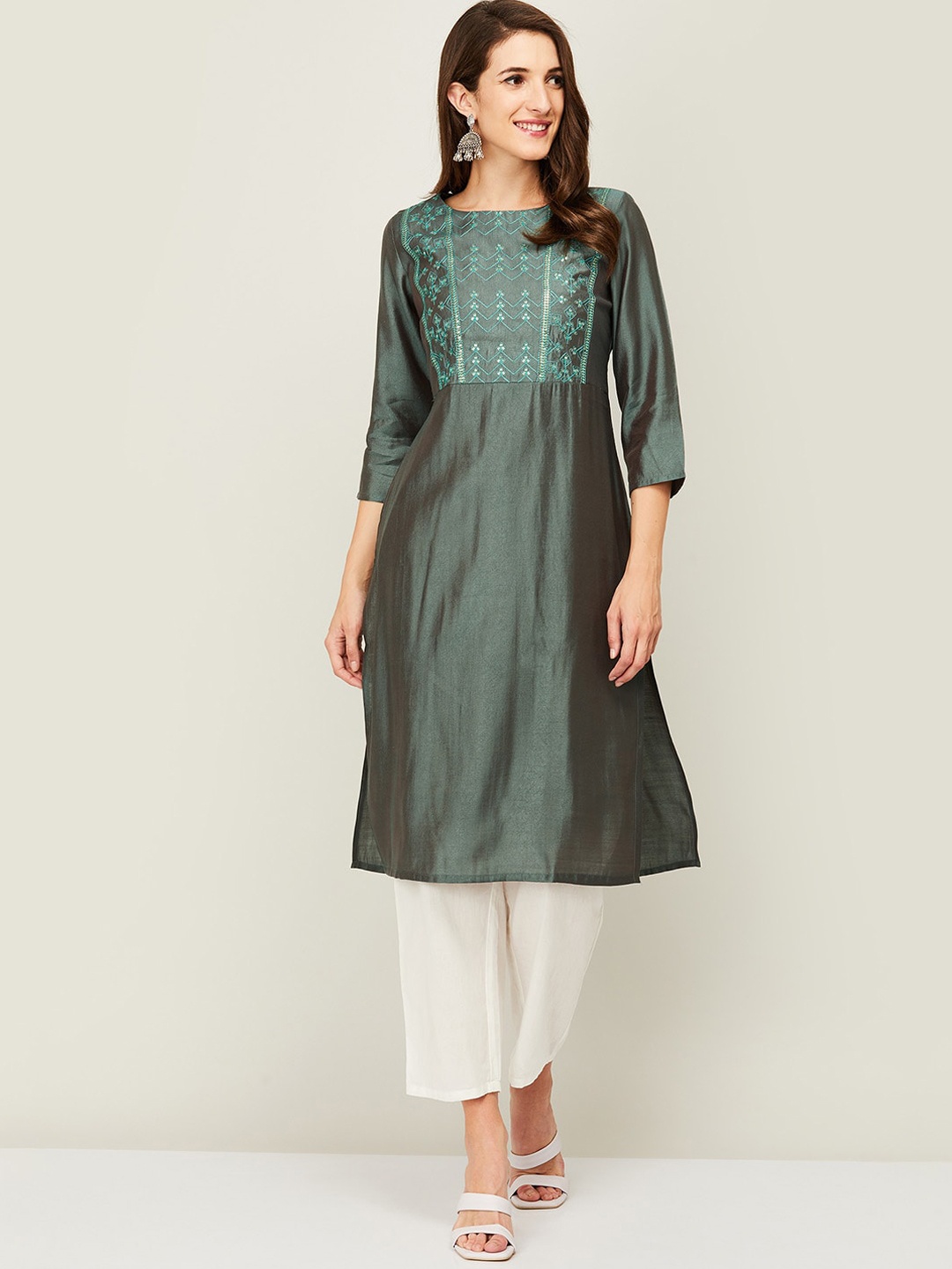 

Melange by Lifestyle Women Olive Green Geometric Yoke Design Cotton Kurta