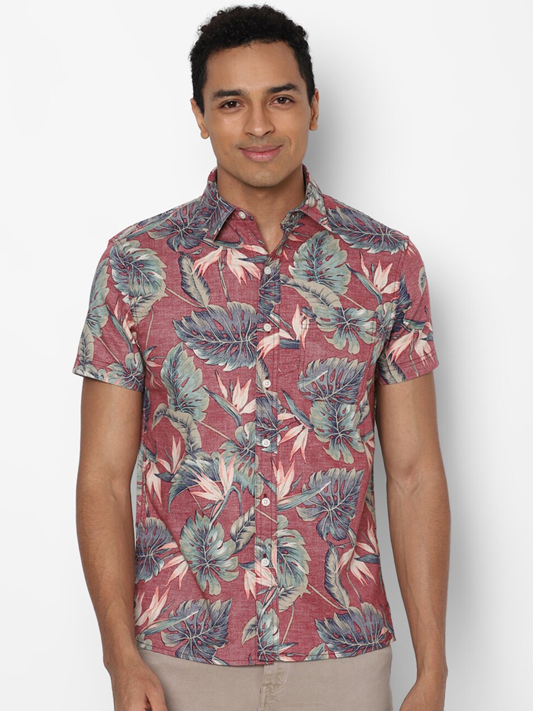 

AMERICAN EAGLE OUTFITTERS Men Burgundy Floral Printed Casual Shirt