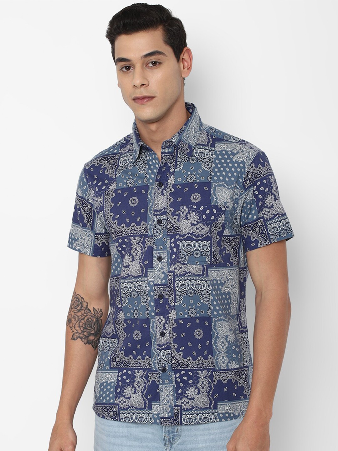 

AMERICAN EAGLE OUTFITTERS Men Blue Printed Casual Shirt