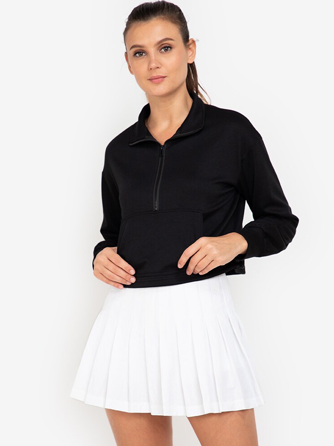 

ZALORA ACTIVE Women Black Solid Sweatshirt