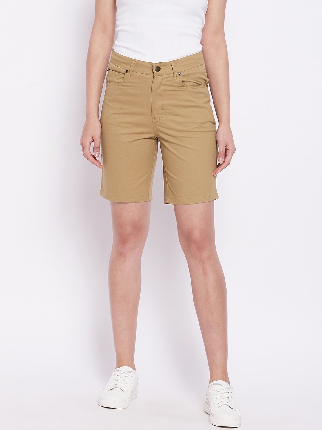 

Hypernation Women Khaki Slim Fit High-Rise Shorts