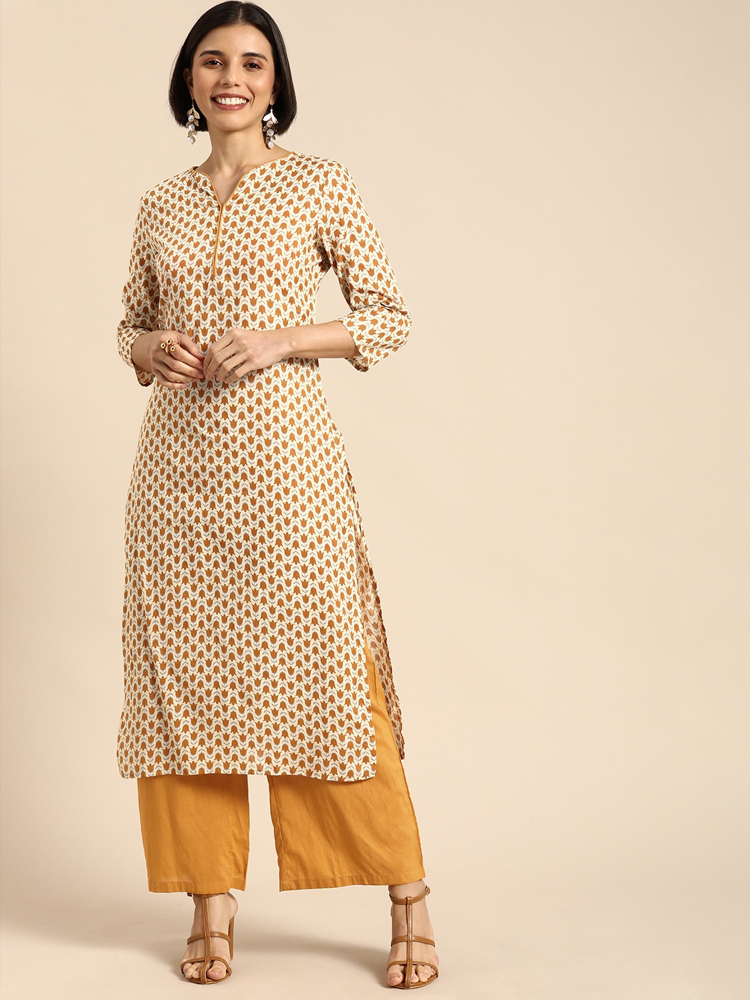 

Anouk Women Brown & Off White Floral Printed Pure Cotton Kurta with Palazzos