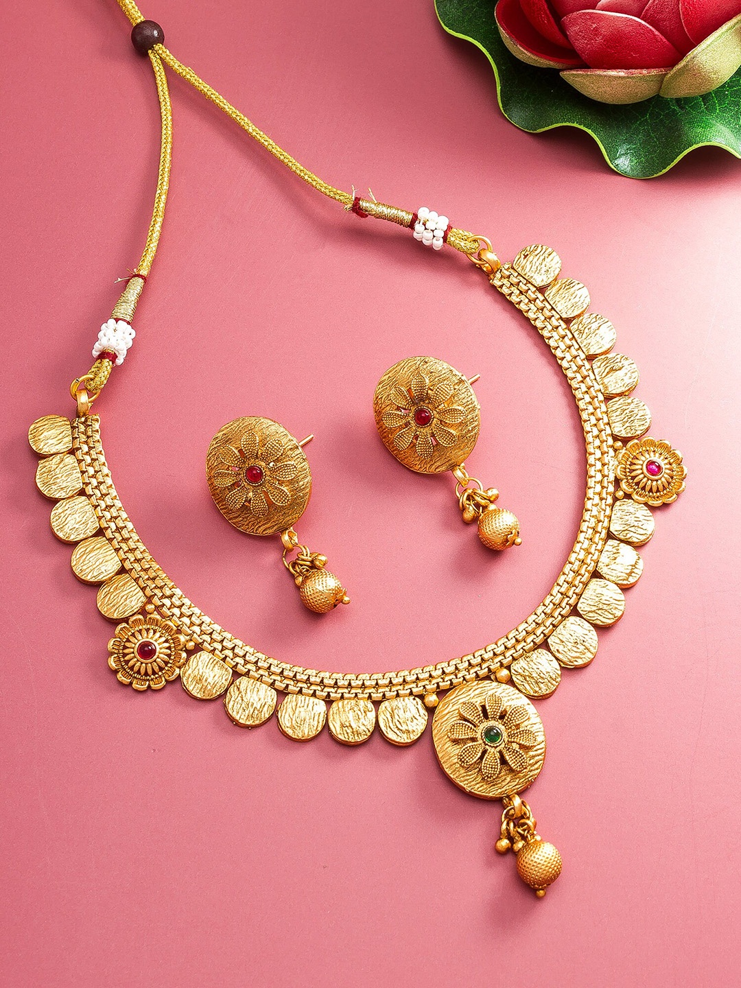 aadita Women Gold-Plated Pink Stone Studded Choker Jewellery Set