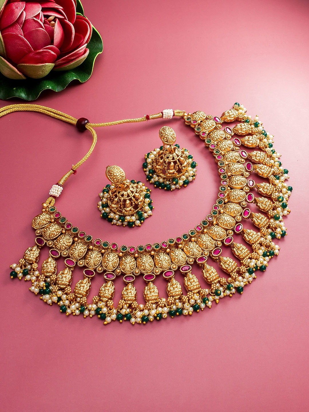 

aadita Gold-Plated Choker Jewelry Set