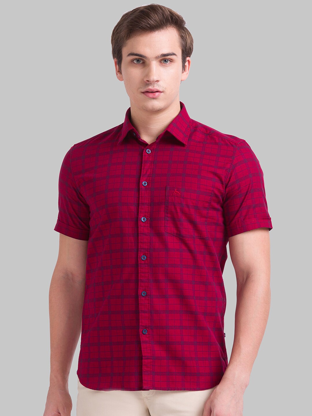 

Parx Men Red Slim Fit Checked Casual Shirt