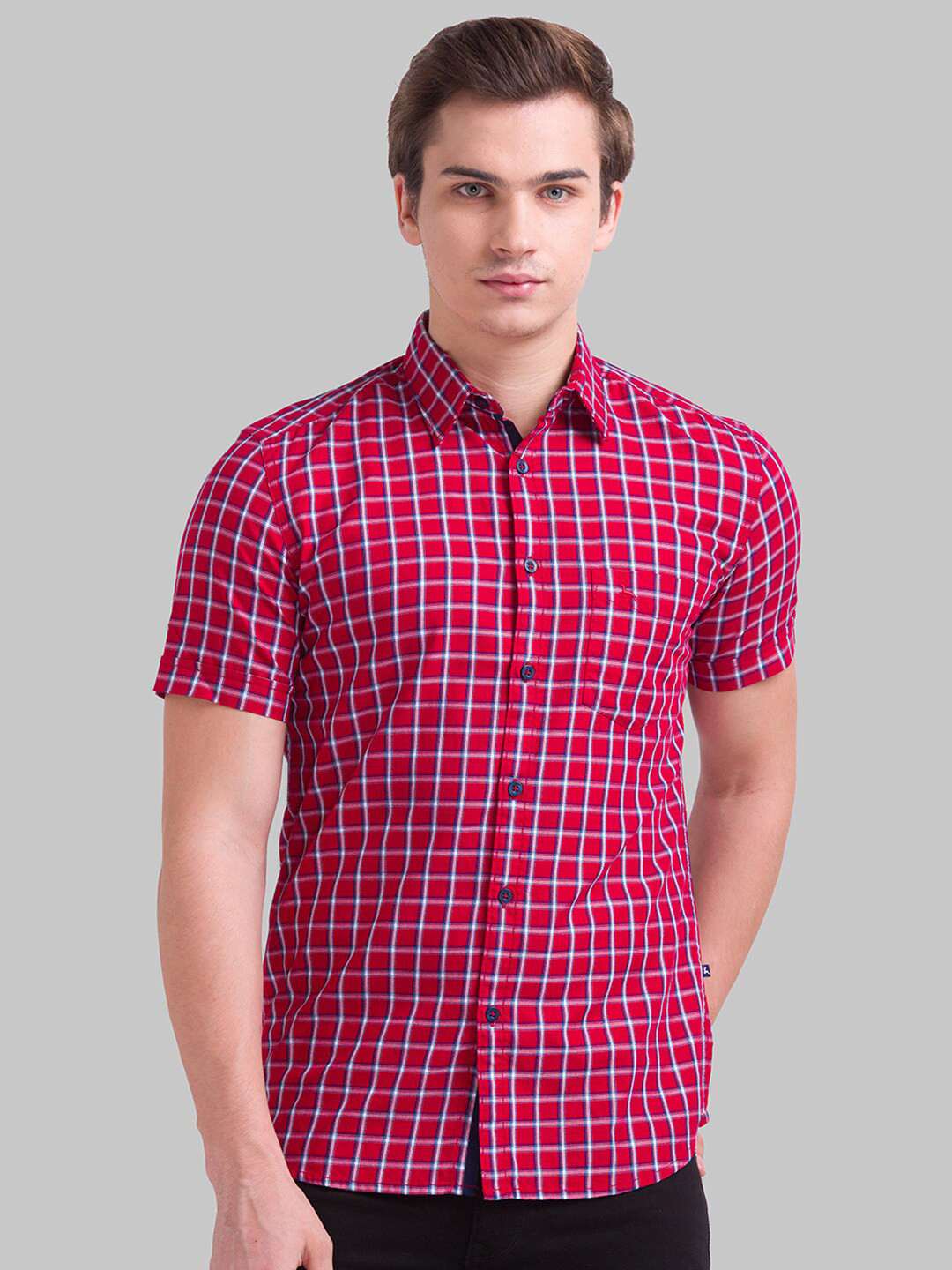 

Parx Men Red & White Slim Fit Checked Casual Shirt