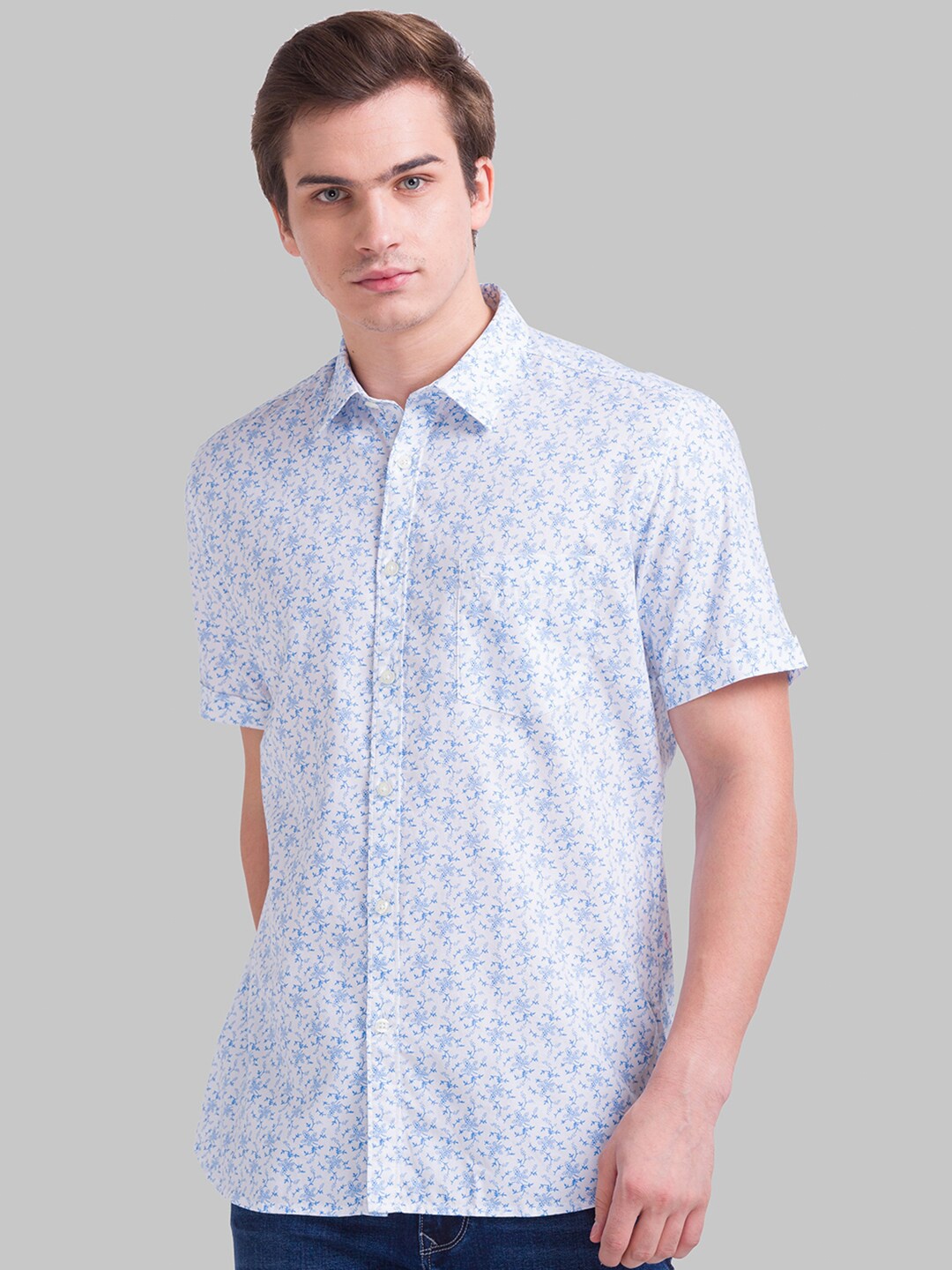 

Parx Men Blue Slim Fit Ditsy Floral Printed Casual Shirt