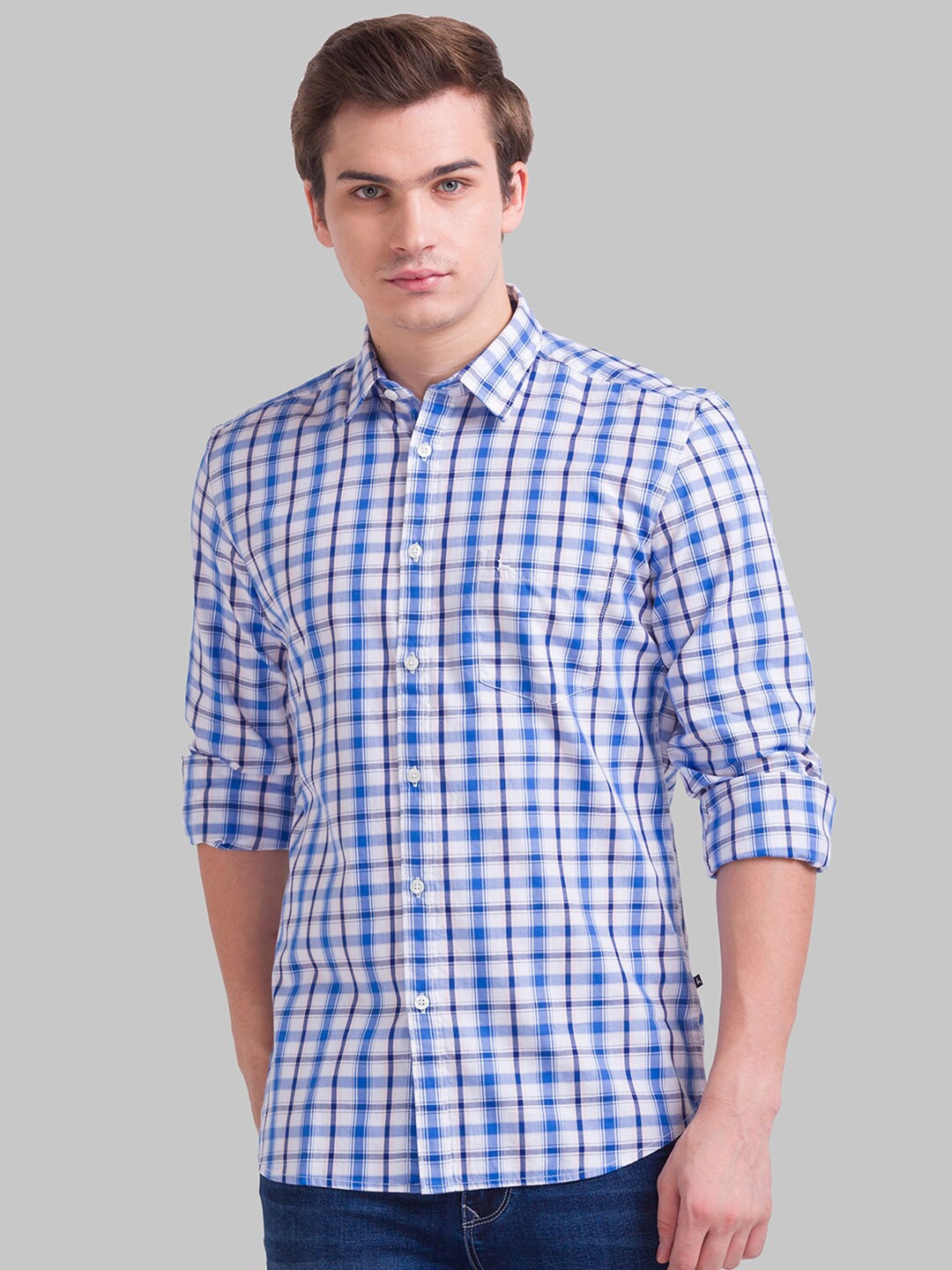 

Parx Men Blue Slim Fit Checked Casual Shirt