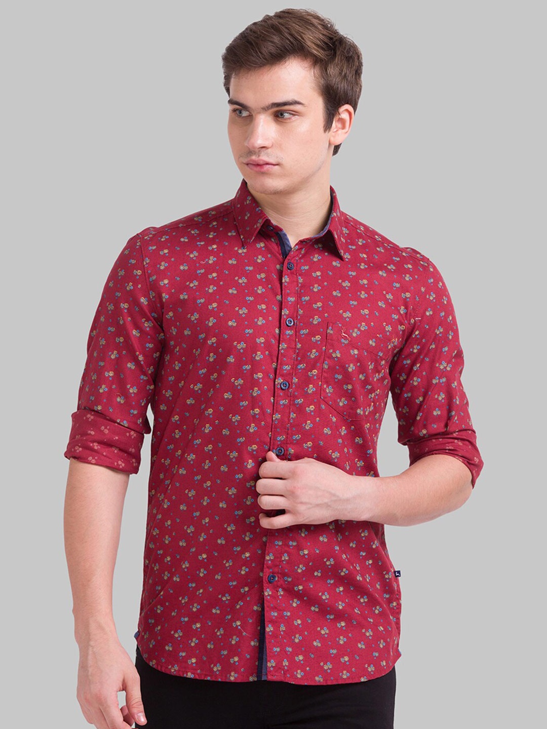 

Parx Men Red Slim Fit Floral Printed Cotton Casual Shirt