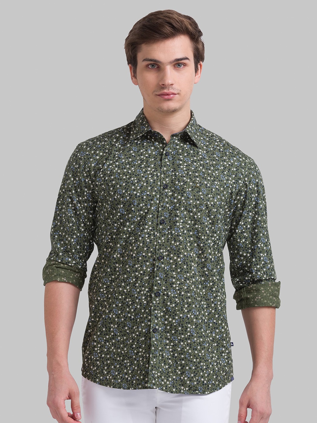 

Parx Men Green Slim Fit Floral Printed Cotton Casual Shirt