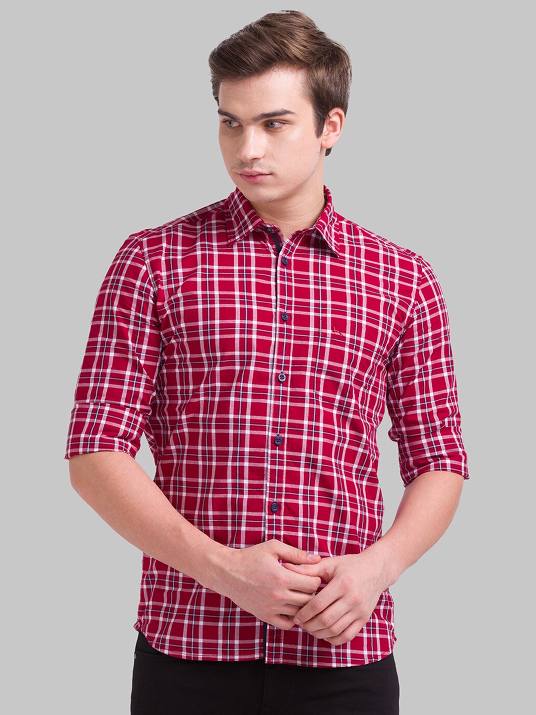 

Parx Men Red Slim Fit Checked Cotton Casual Shirt