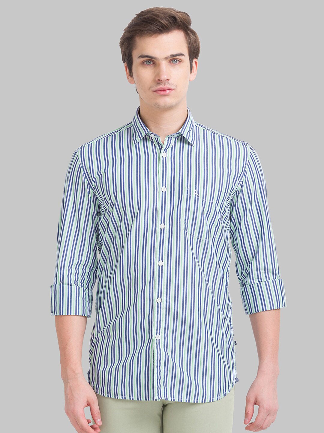 

Parx Men Blue & Green Slim Fit Striped Cotton Casual Shirt