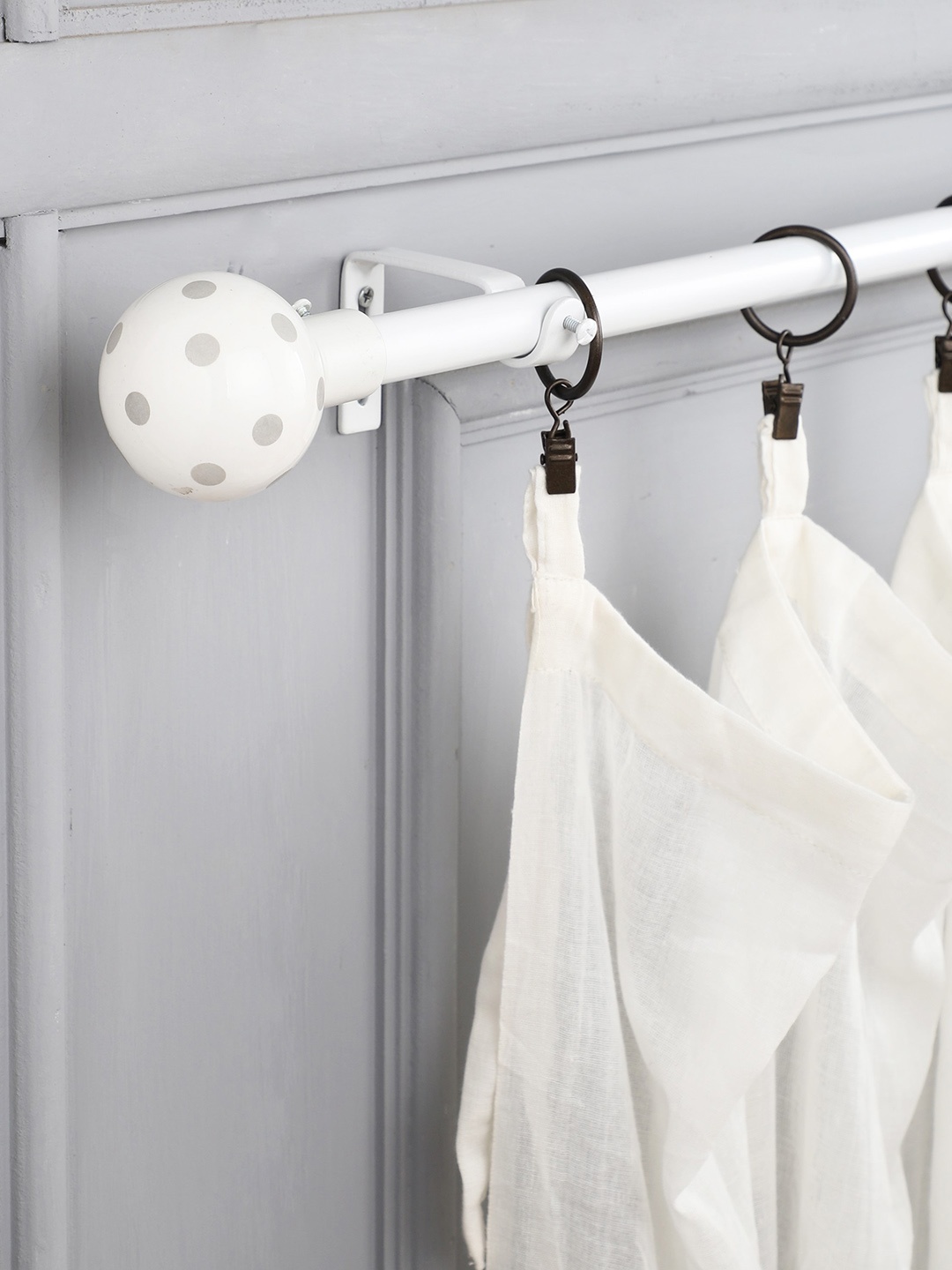 

The Decor Mart White & Grey Solid Curtain Rods With Brackets