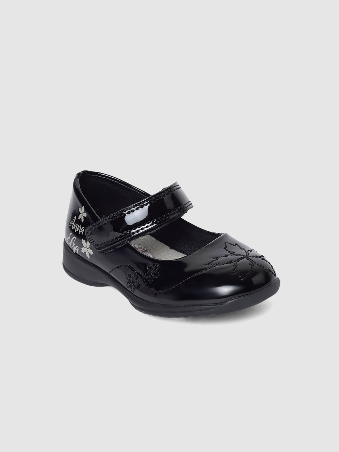 

shoexpress Girls Black Frozen Woven Design Casual Shoes