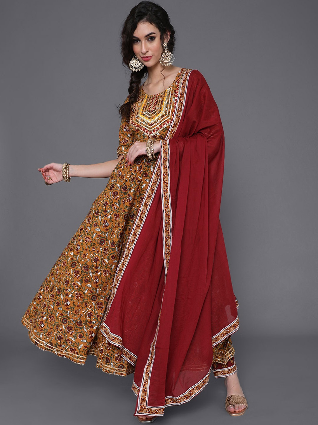 

saubhagya Women Mustard Yellow Printed Pure Cotton Kurta With Trousers & Dupatta