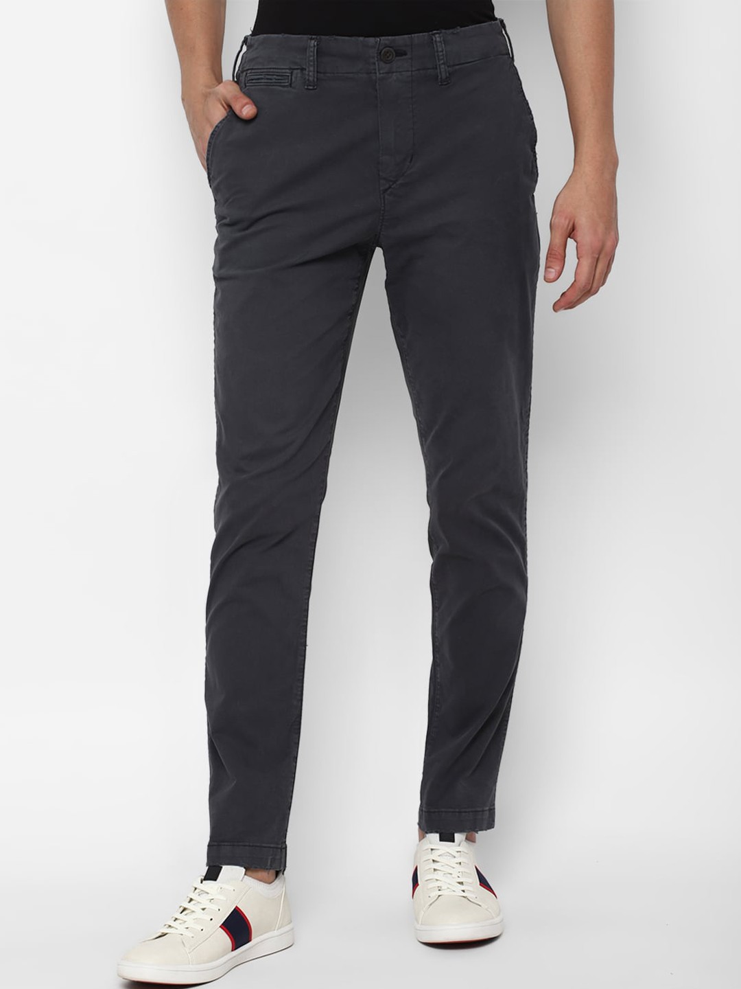 

AMERICAN EAGLE OUTFITTERS Men Black Mid Rise Jeans