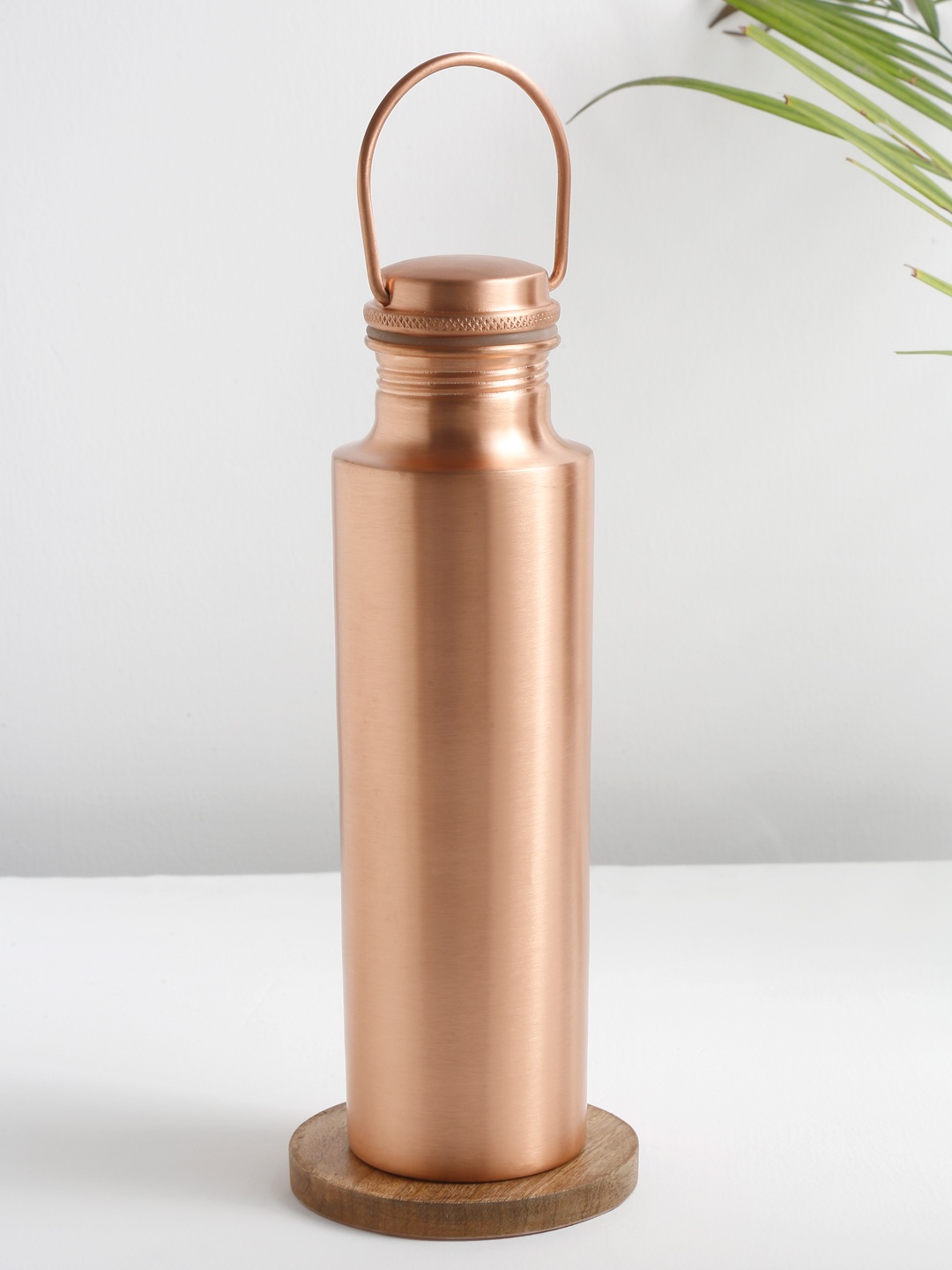 

EK BY EKTA KAPOOR Copper-Toned Matte Finish Copper Water Bottle 950 ml