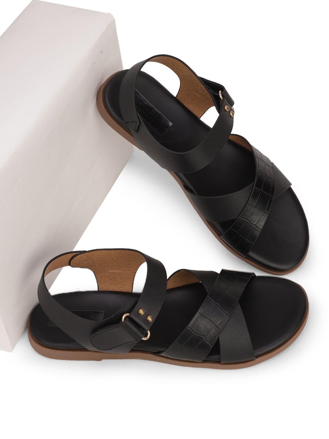 

FOOTONS Women Black Open Toe Flats