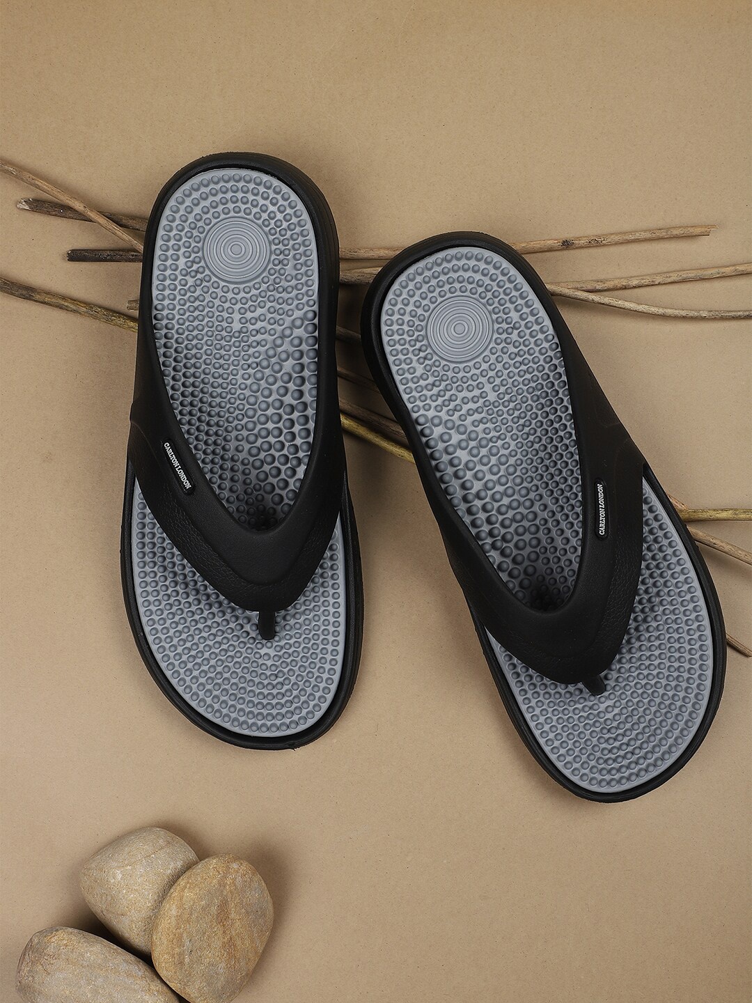 

Carlton London Men Grey & Black Thong Flip-Flops