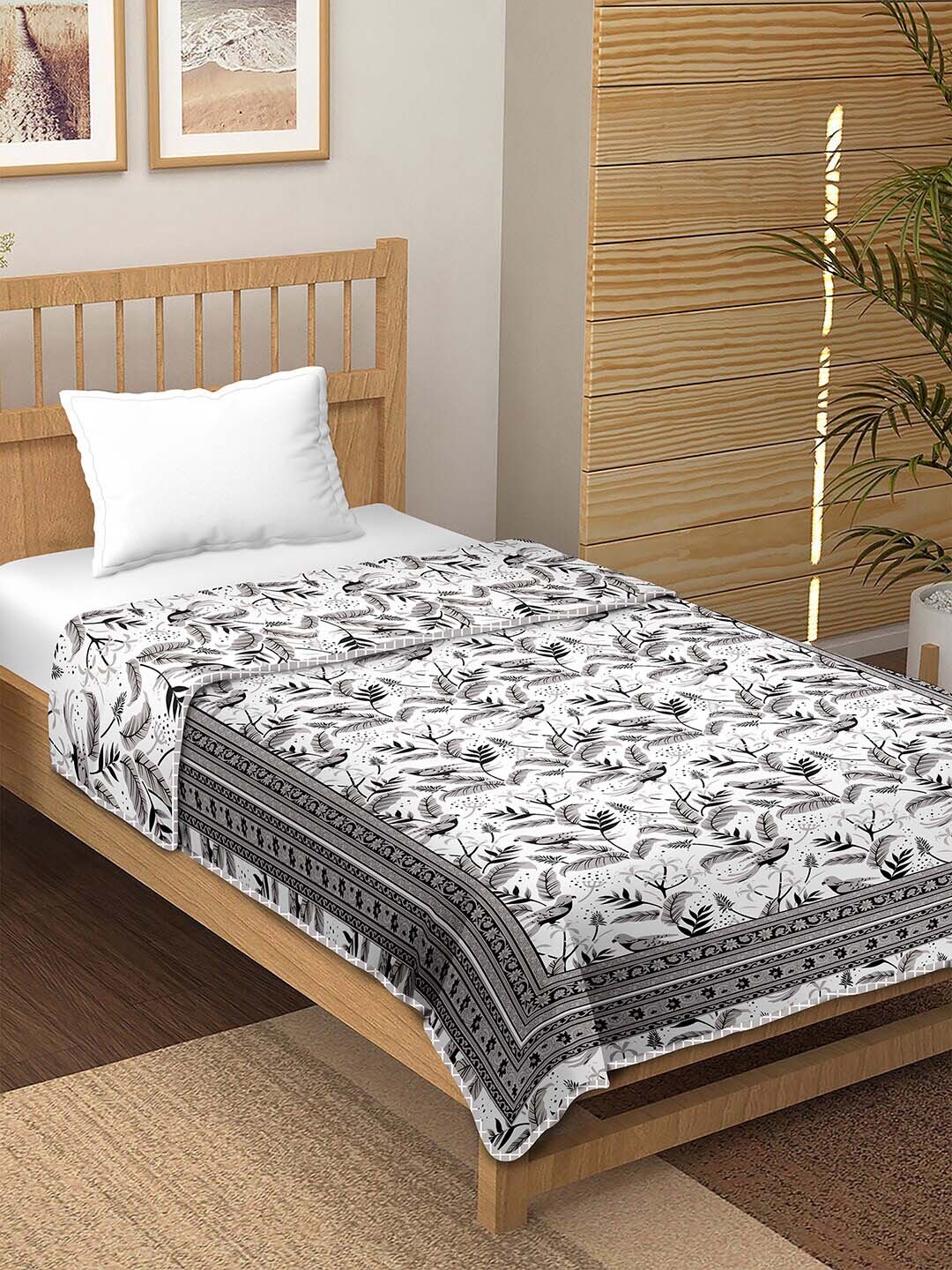 

BELLA CASA Grey & White Ethnic Motifs AC Room Reversible150 GSM Single Bed Dohar