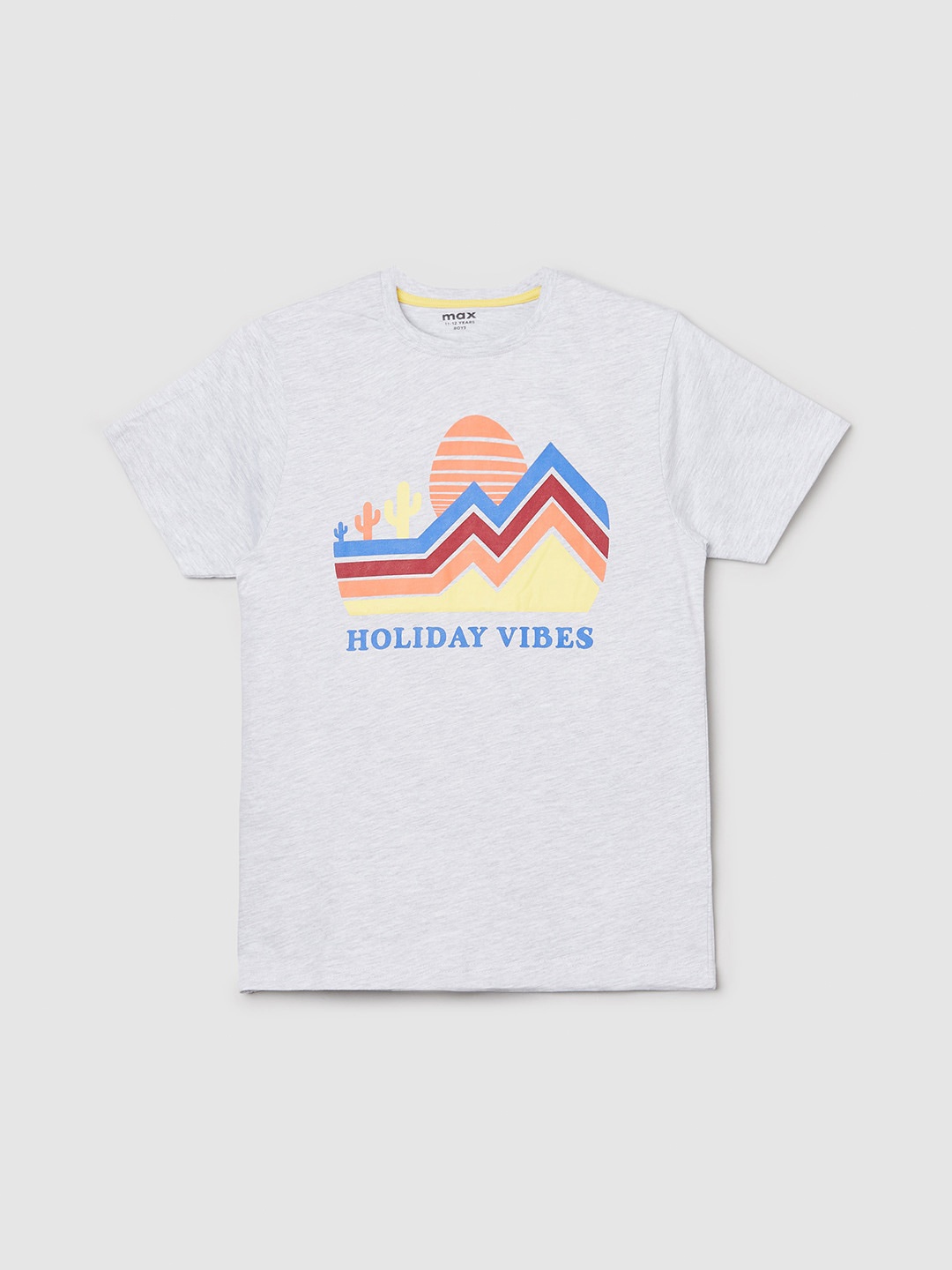 

max Boys White & Red Graphic Printed Cotton T-shirt