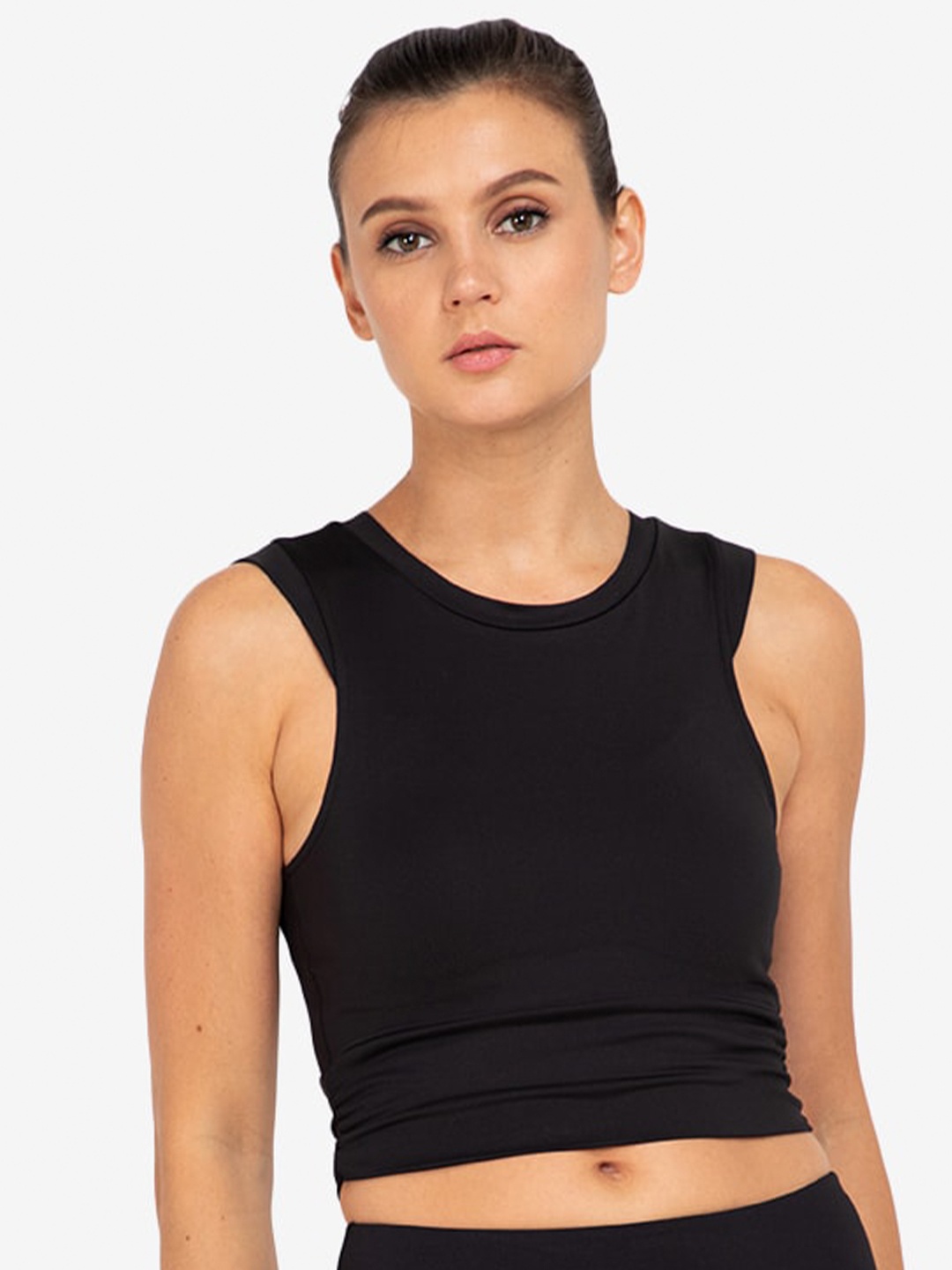 

ZALORA ACTIVE Women Black Solid Ruched Side Crop Tank Top