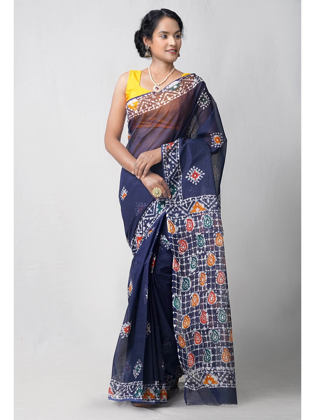 

Unnati Silks Navy Blue & White Batik Kota Pure Cotton Saree