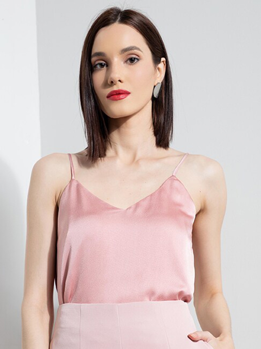 

ZALORA OCCASION Pink Solid Crop Top
