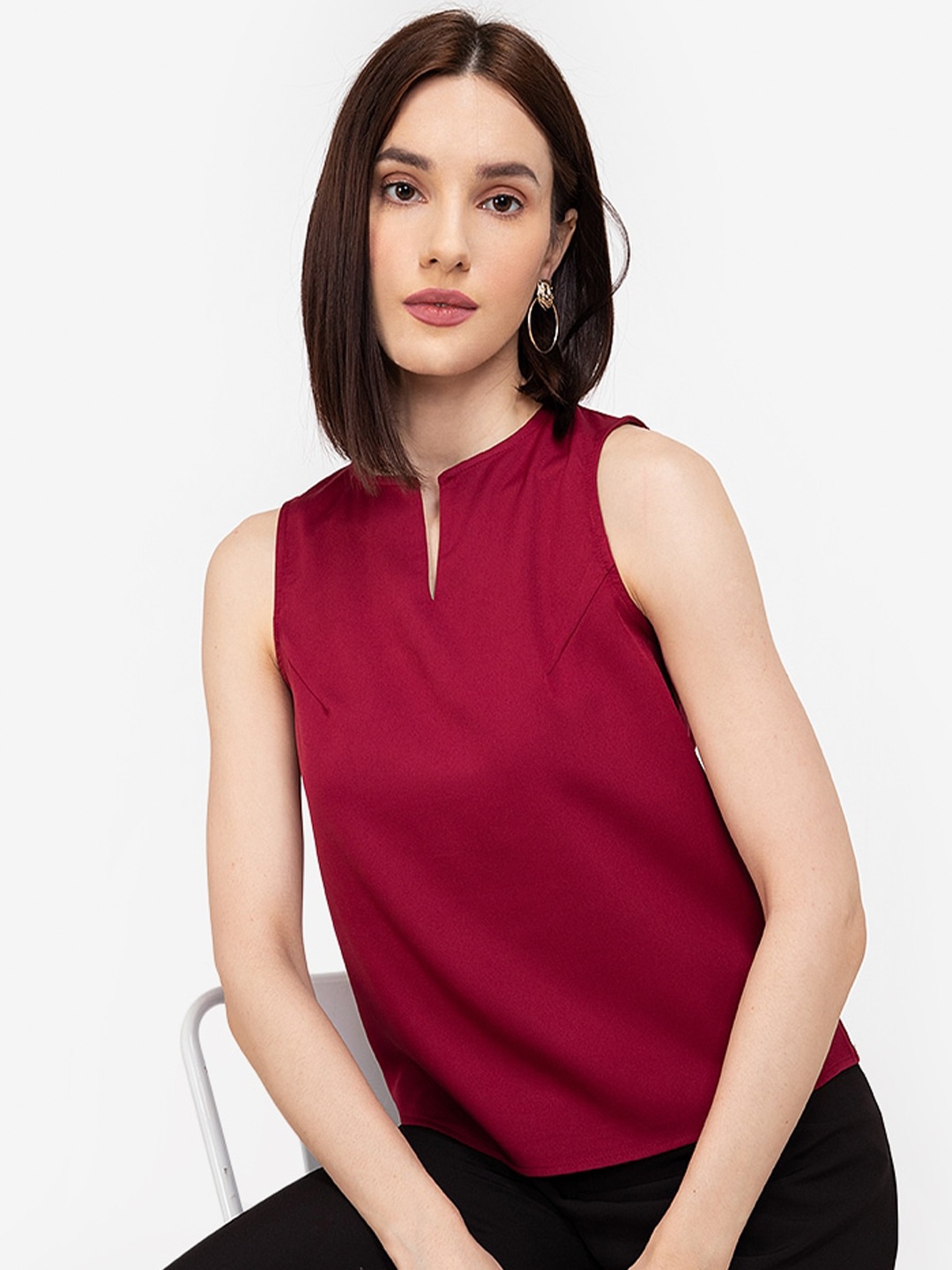 

ZALORA WORK Red Keyhole Neck Styled Back Top