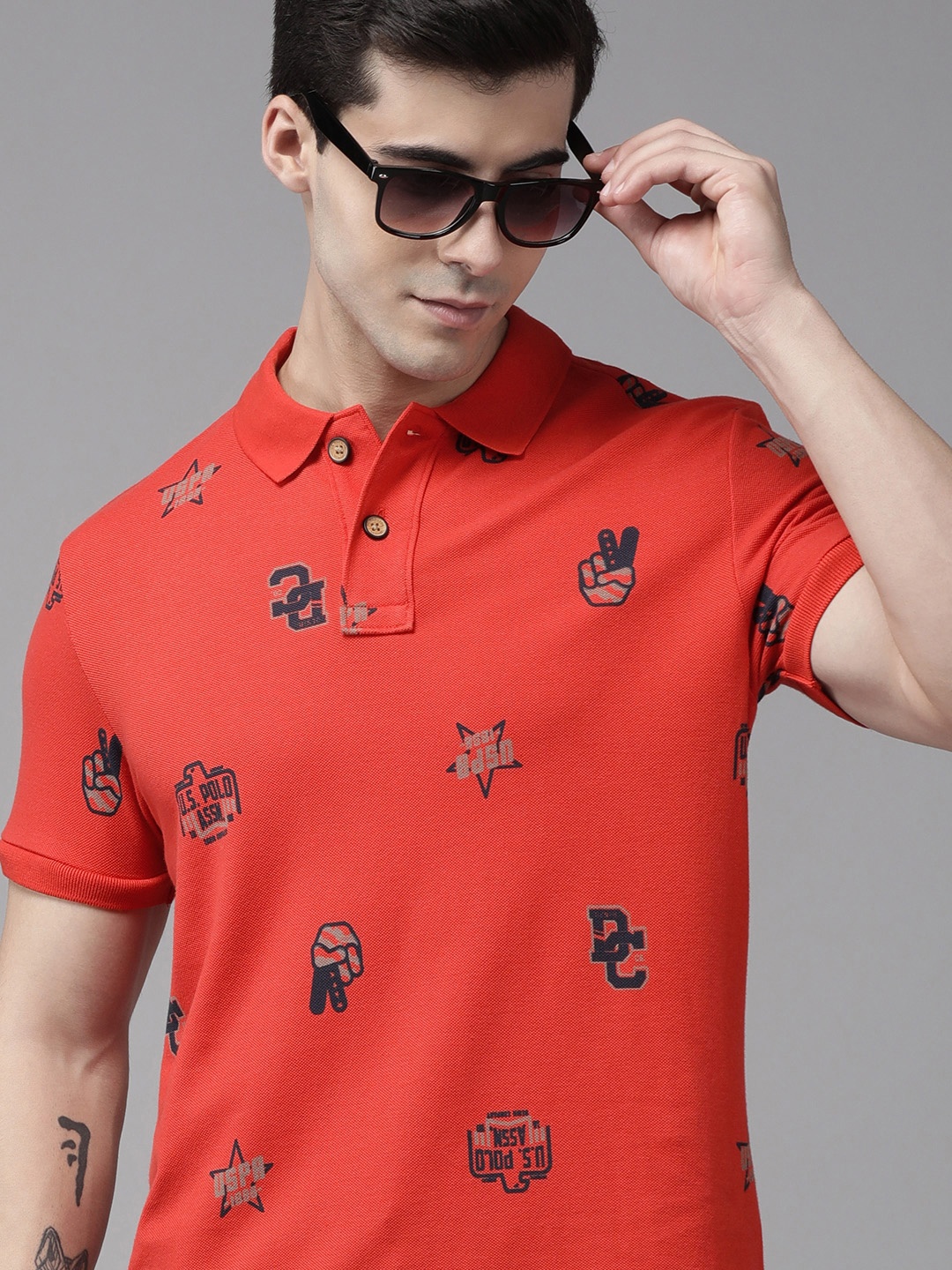 

U S Polo Assn Denim Co Men Coral Red & Navy Blue Printed Polo Collar T-shirt